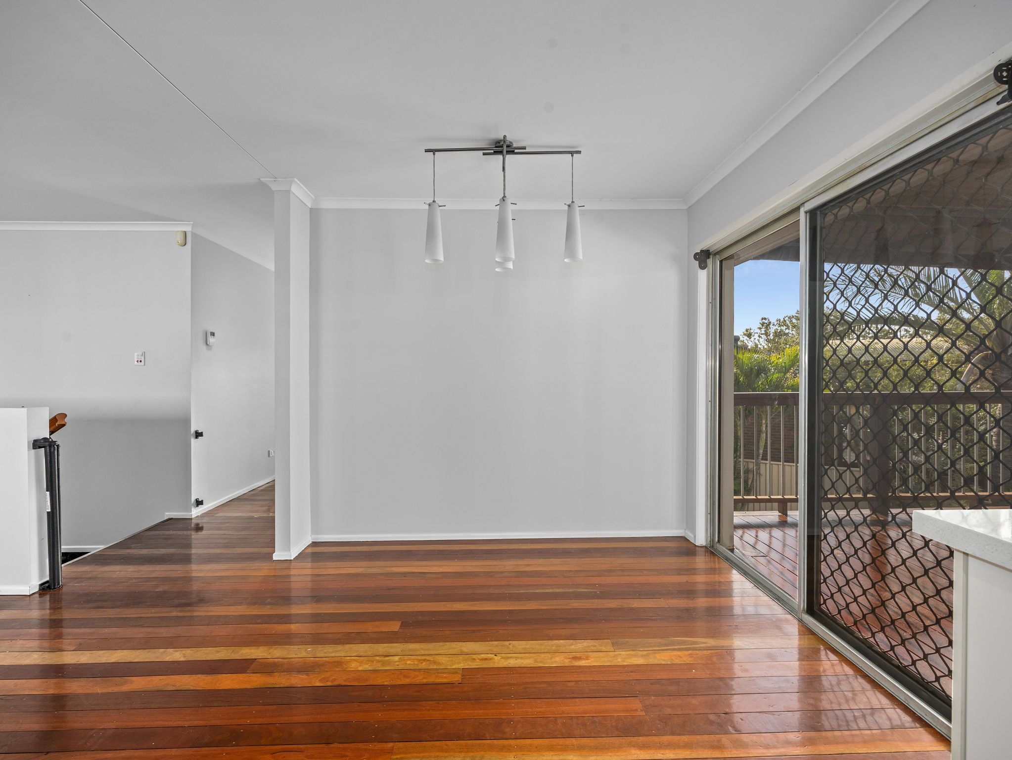 5 Olbern Crescent — photo 9 of 22