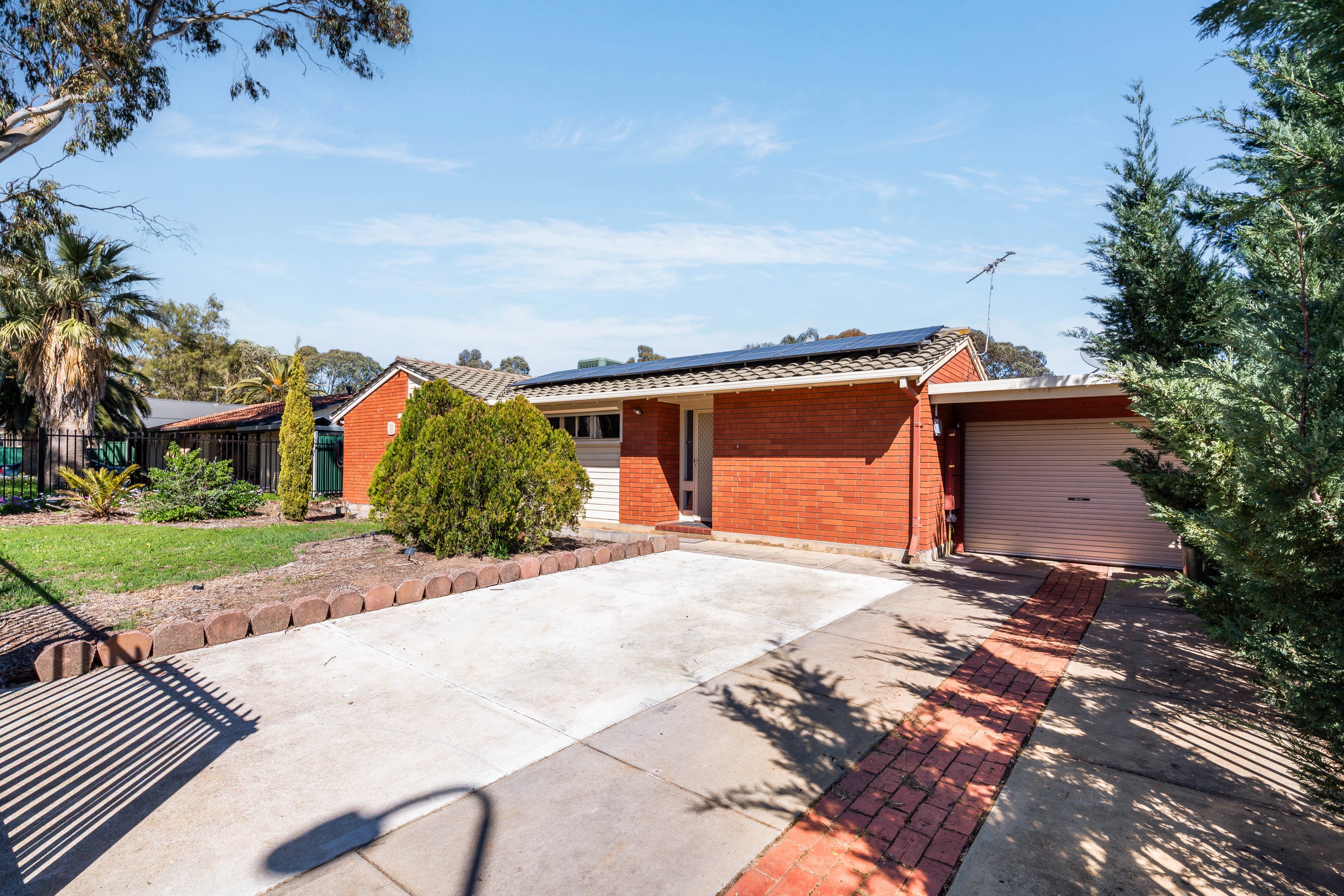 38 Kennion Crescent, Para Hills West, SA 5096