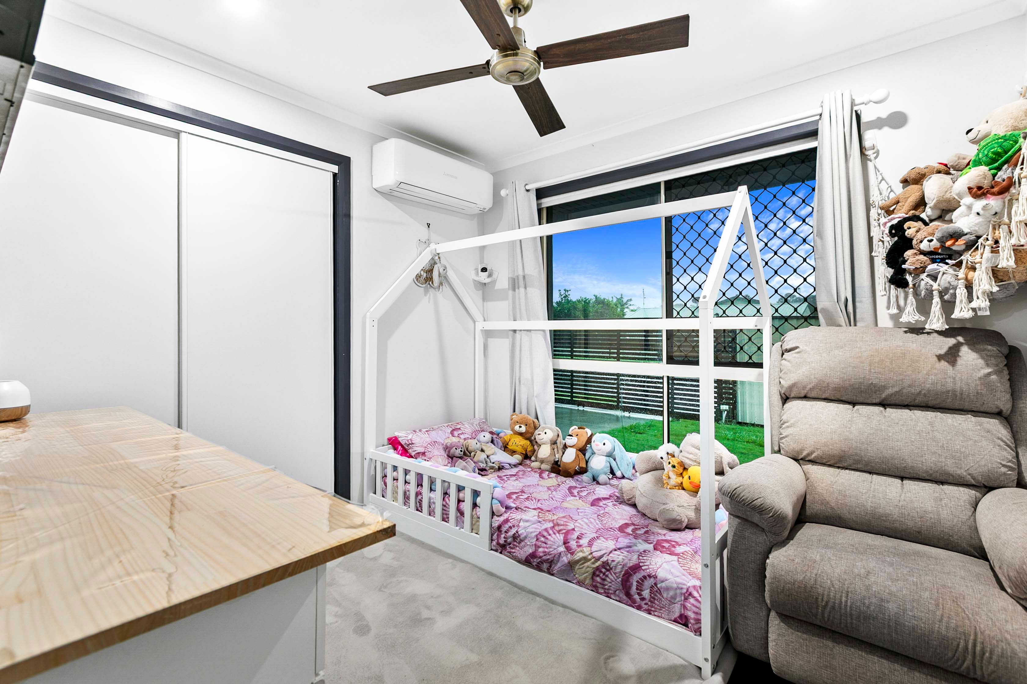 14 Wedge Street — photo 12 of 18