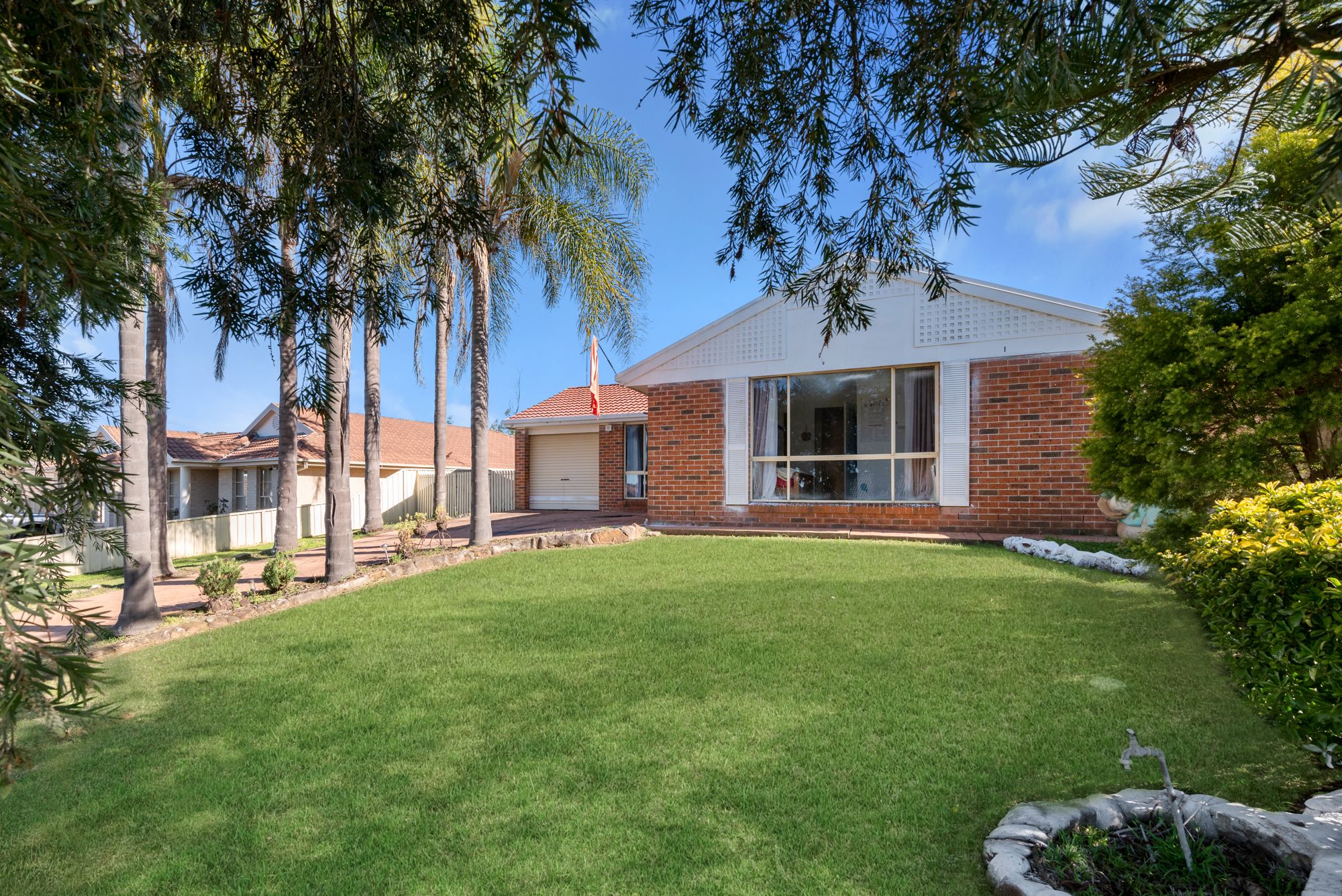 36 Archibald Crescent, Rosemeadow, NSW 2560