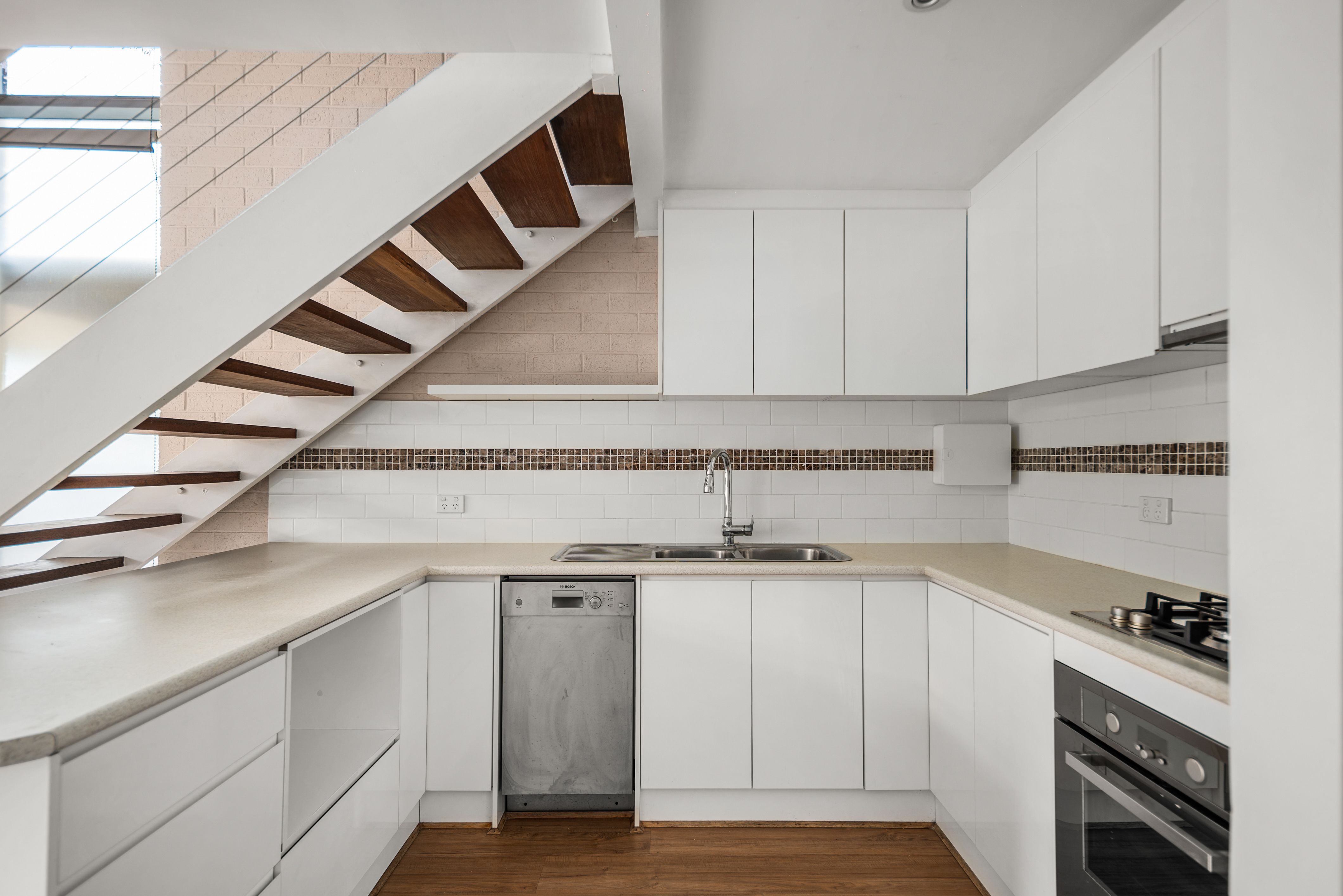 1/14 Murray Terrace — photo 3 of 11