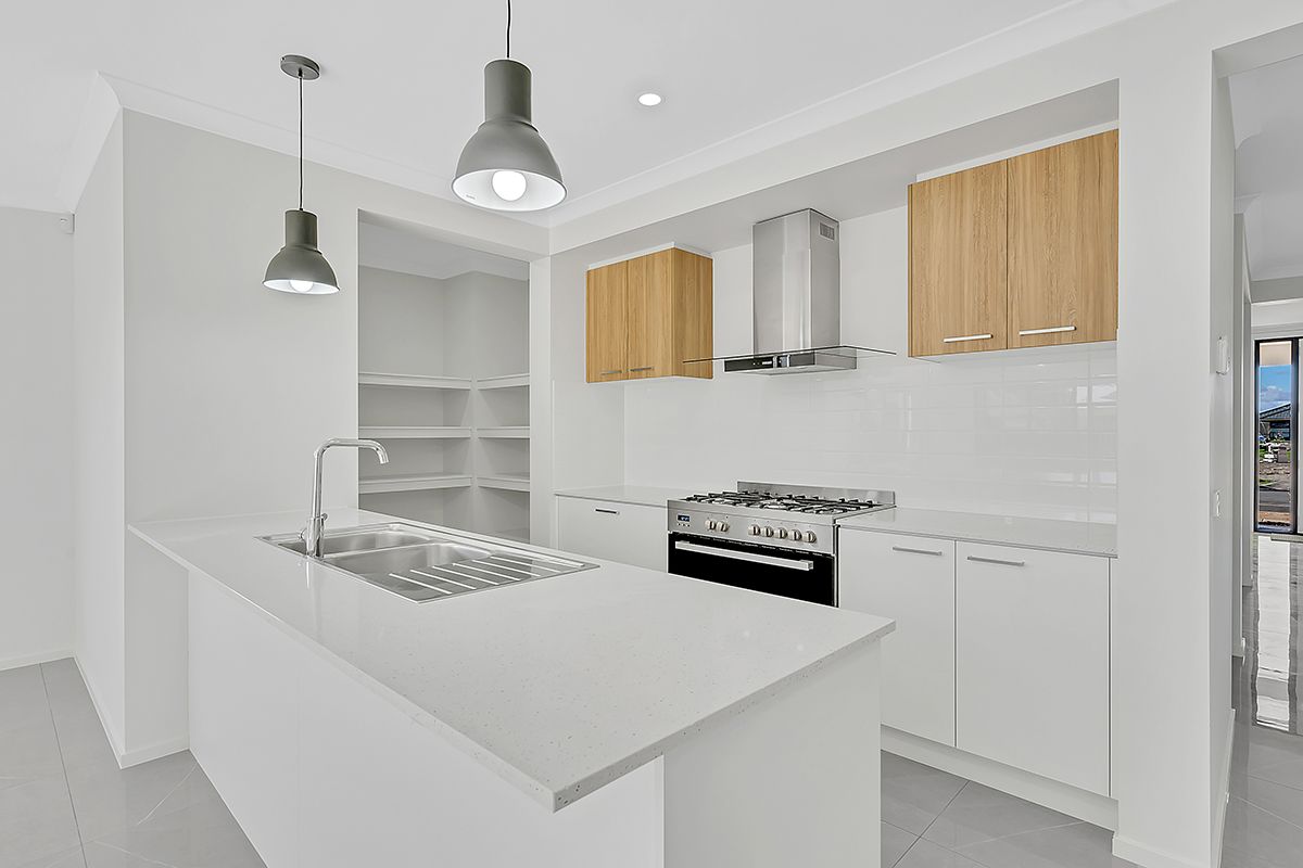 112 Champion Parade, Craigieburn, VIC 3064