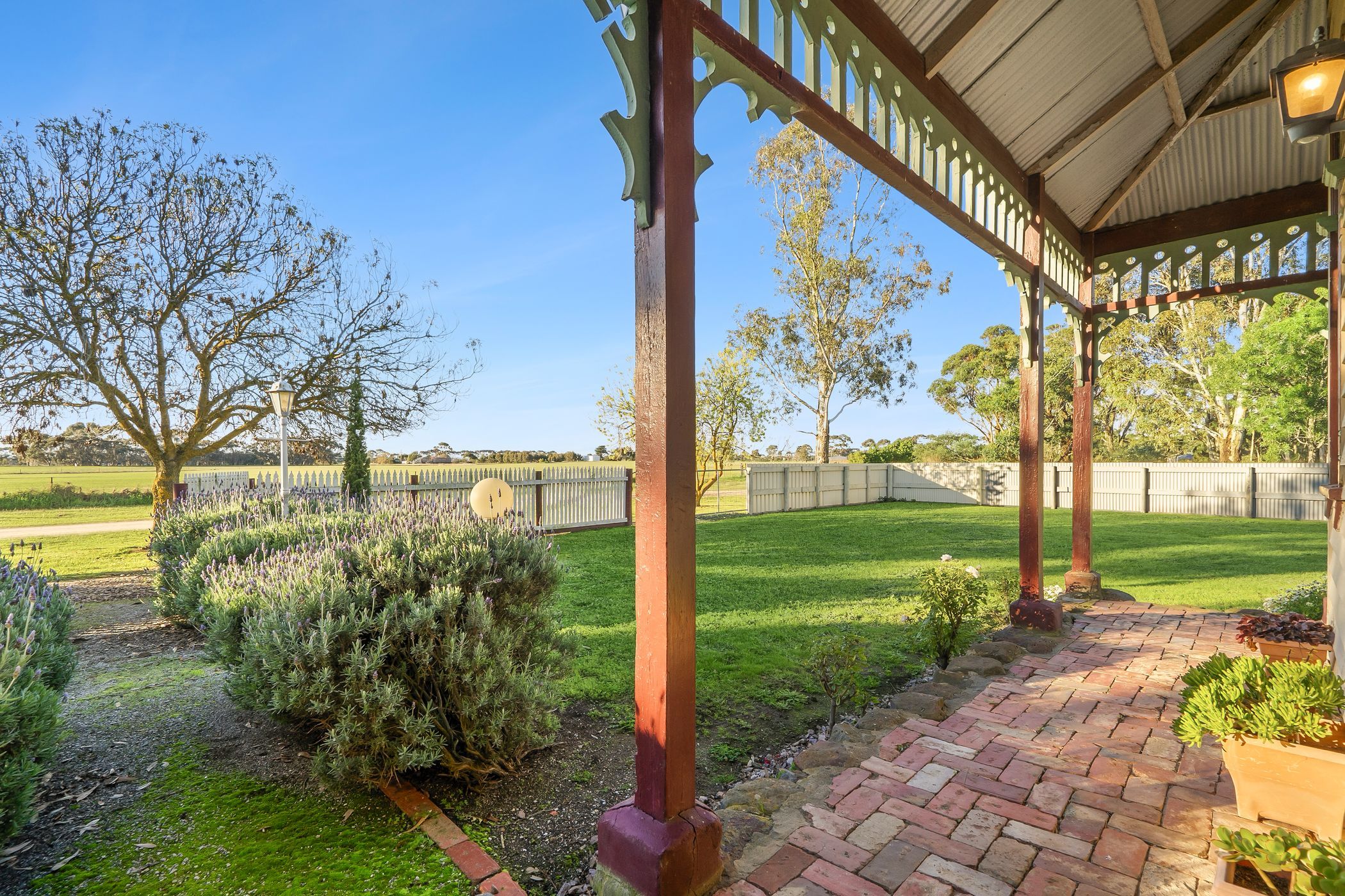 1 Mowat Street, Cressy, VIC 3322