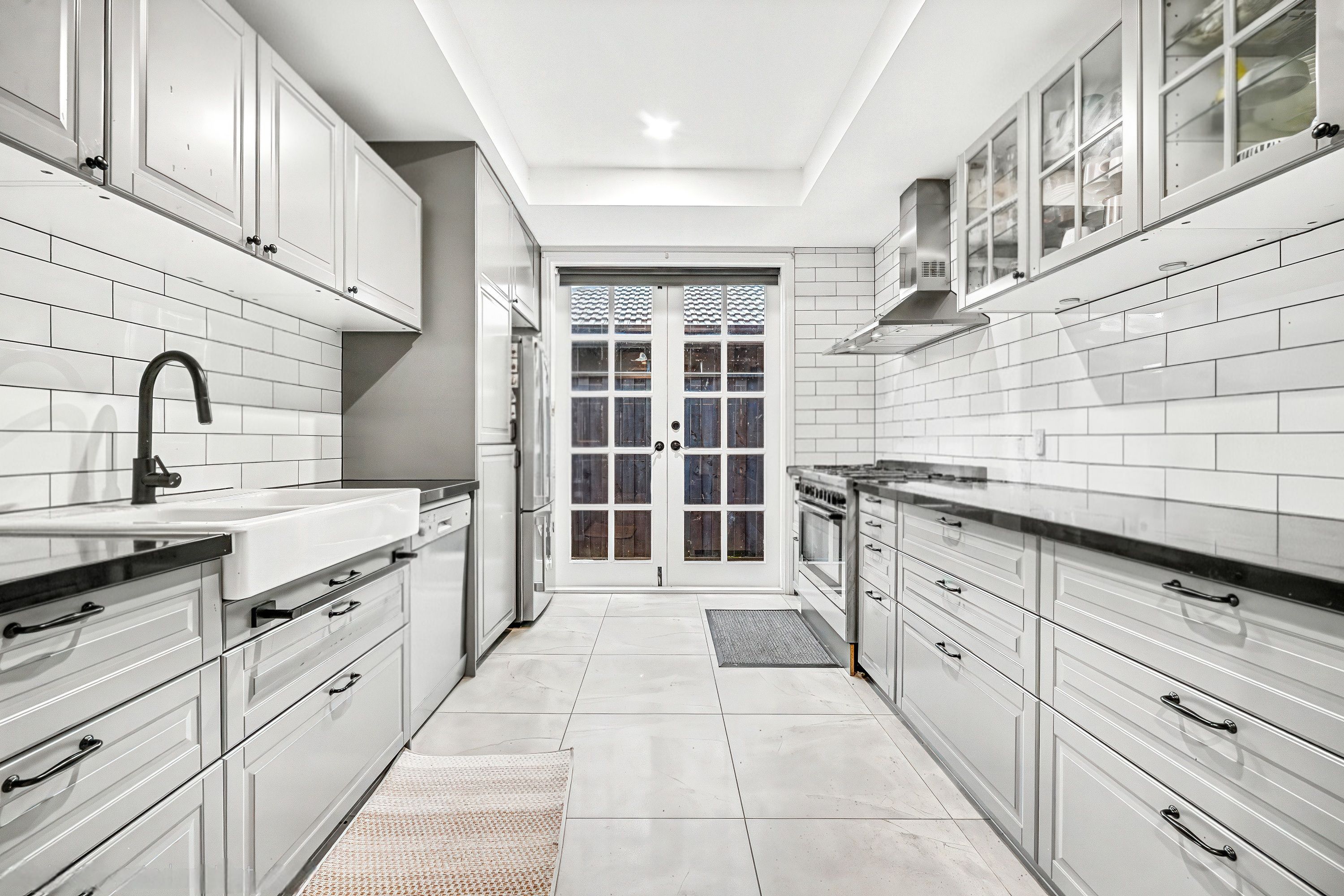 8 Gretana Street — photo 7 of 16