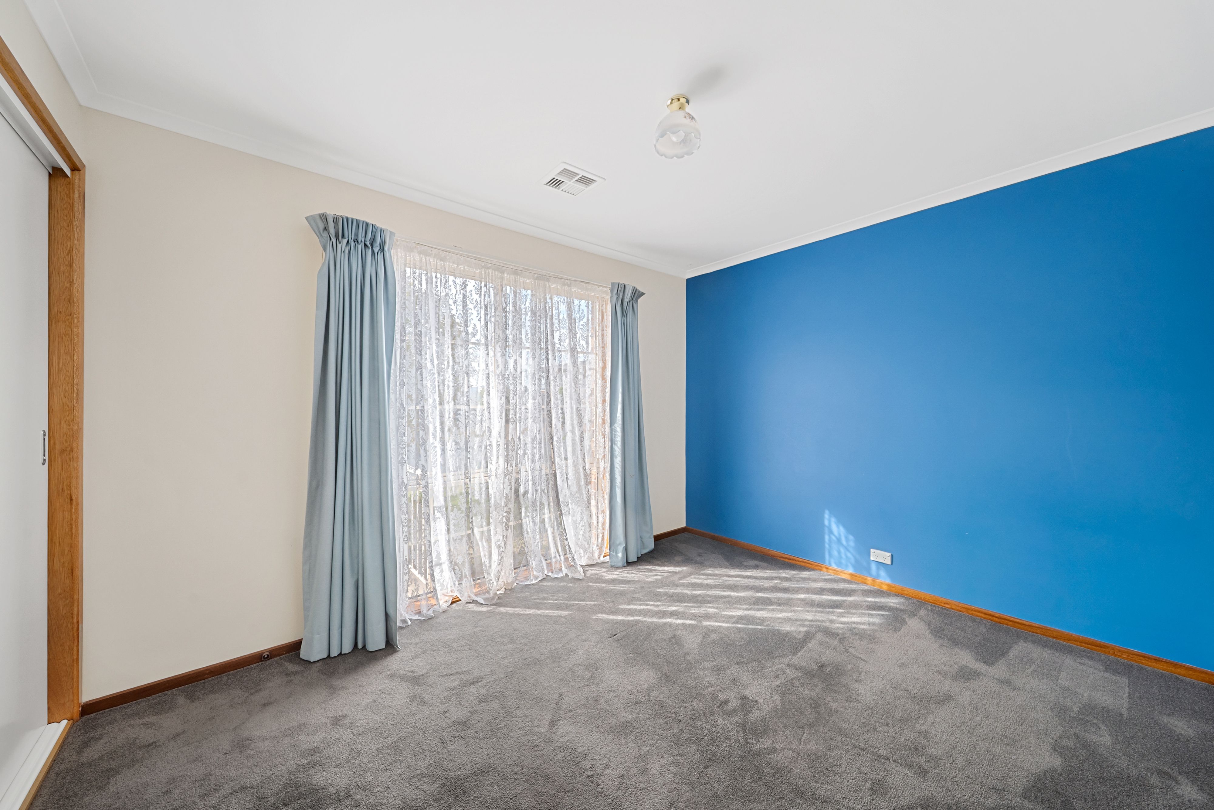 32 Currie Street — photo 12 of 21