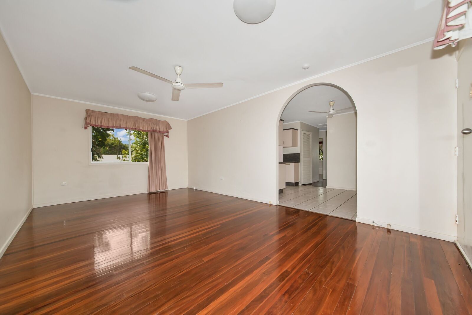 13 Churinga Street, Kirwan, QLD 4817