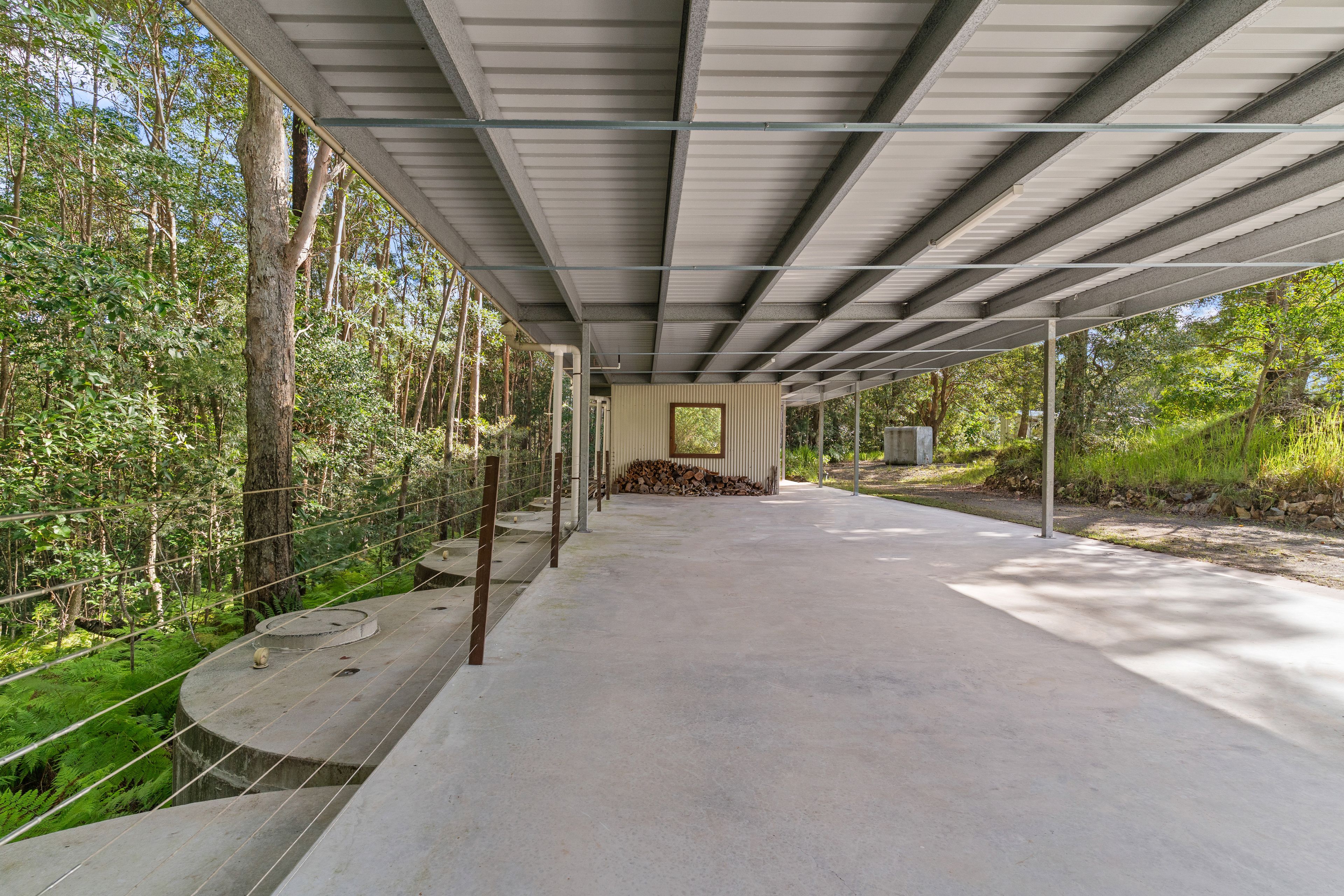 300 Sunrise Road — photo 10 of 30