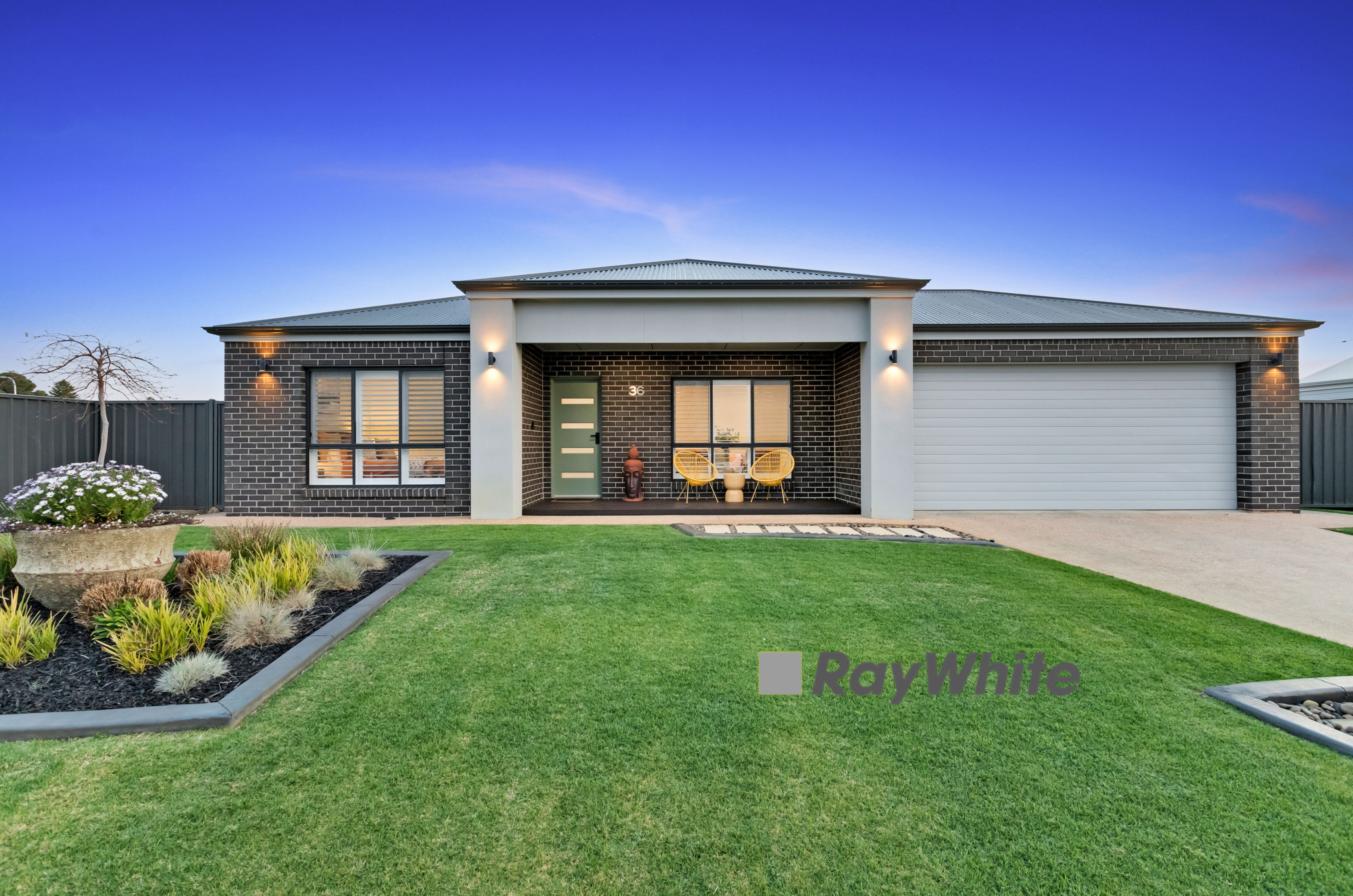 36 Livingstone Drive, Gol Gol NSW 2738