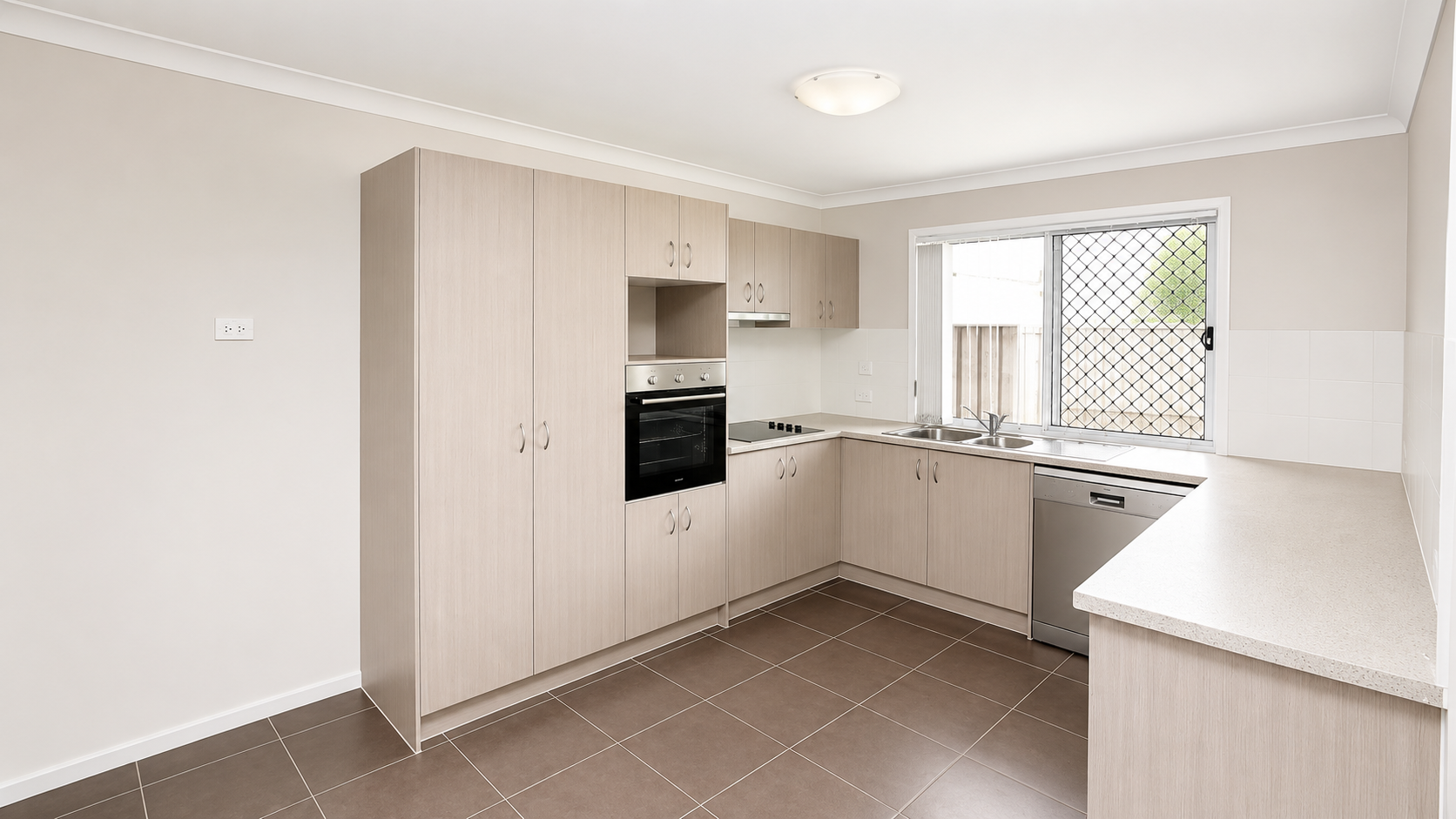 1/8 Wattle Grove, Boronia Heights, QLD 4124