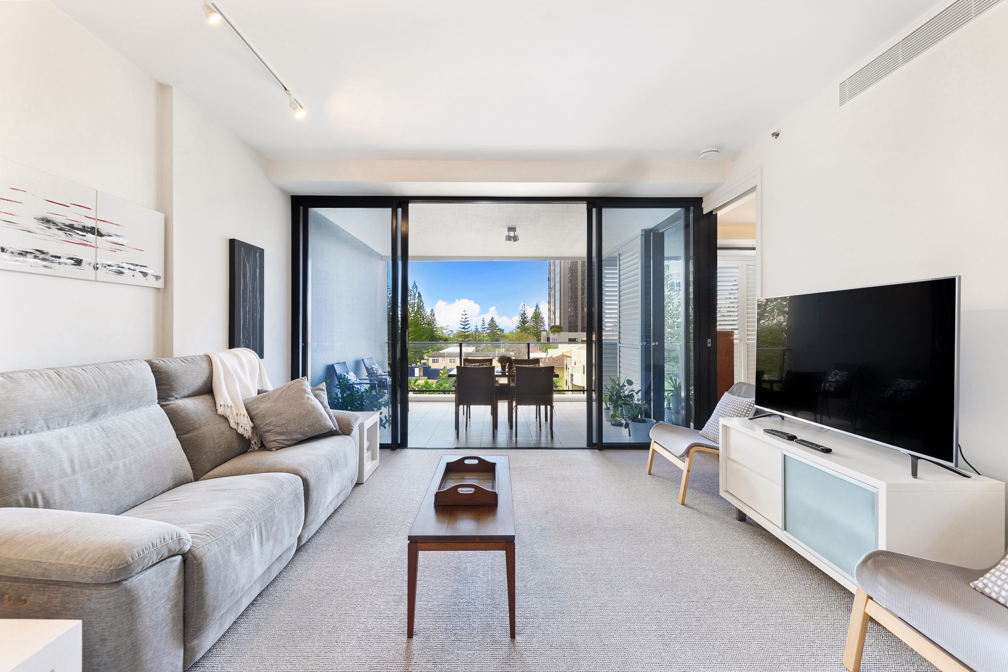 402/14 George Avenue, Broadbeach, QLD 4218