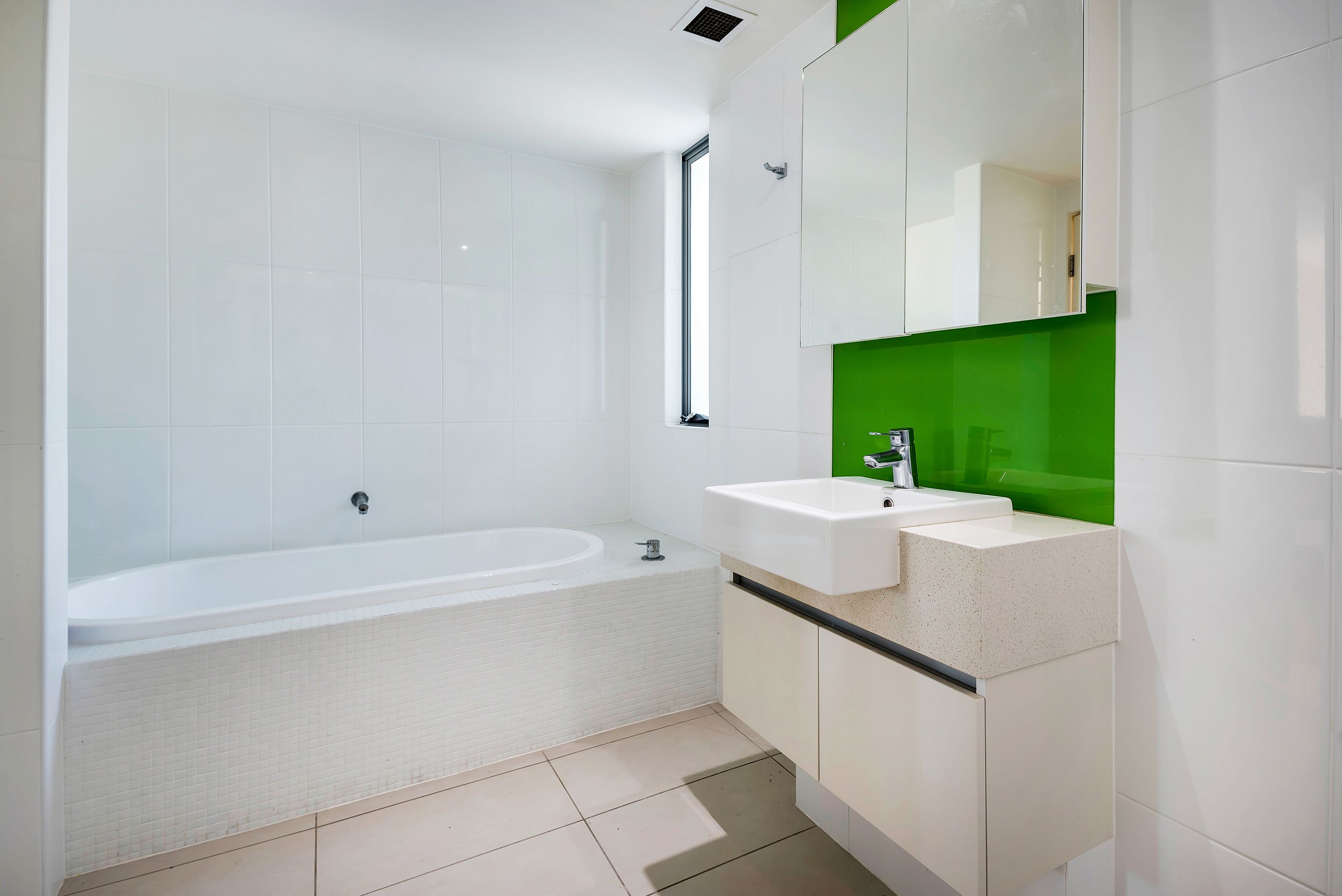 63/20-28 Bayview Street, Runaway Bay, QLD 4216