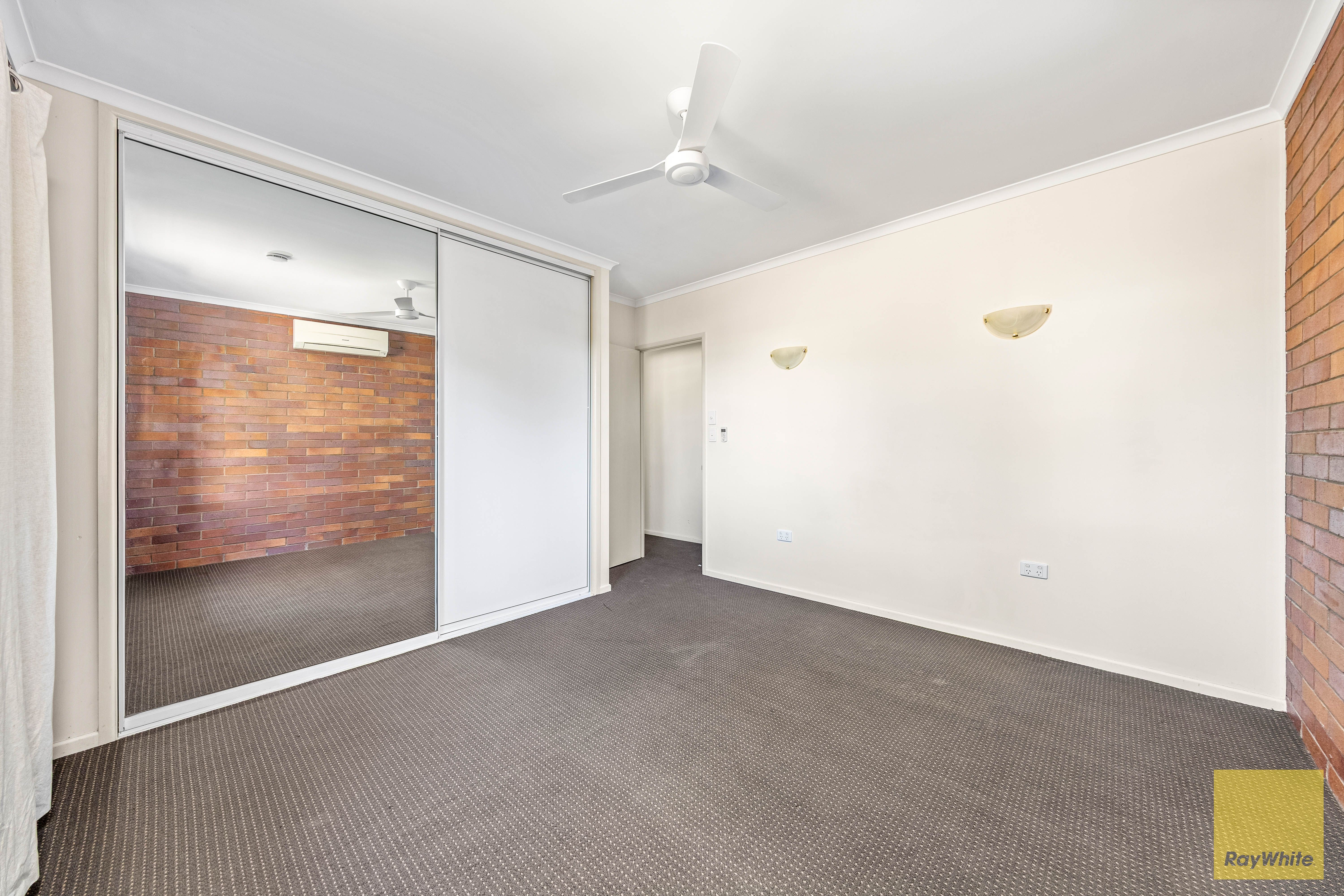 34 Dawn Crescent — photo 10 of 19