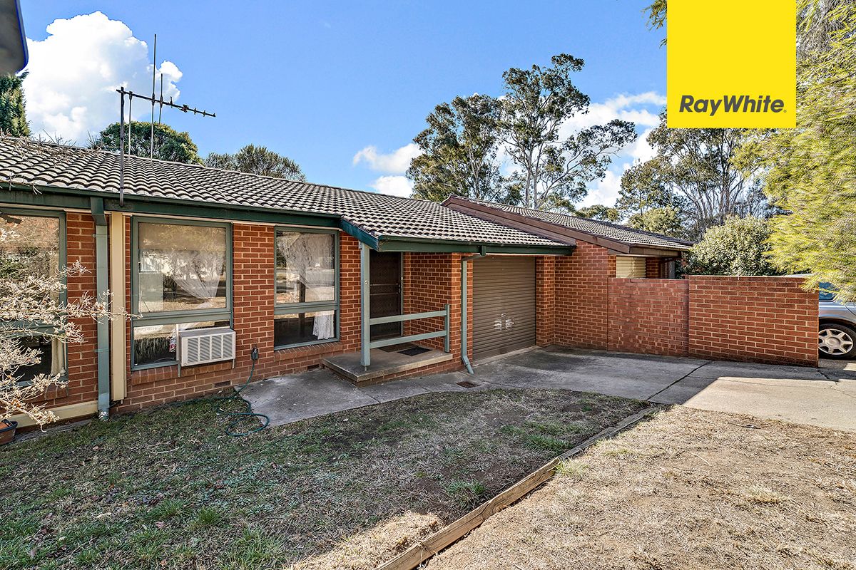 4 Burdon Place, Holt ACT 2615