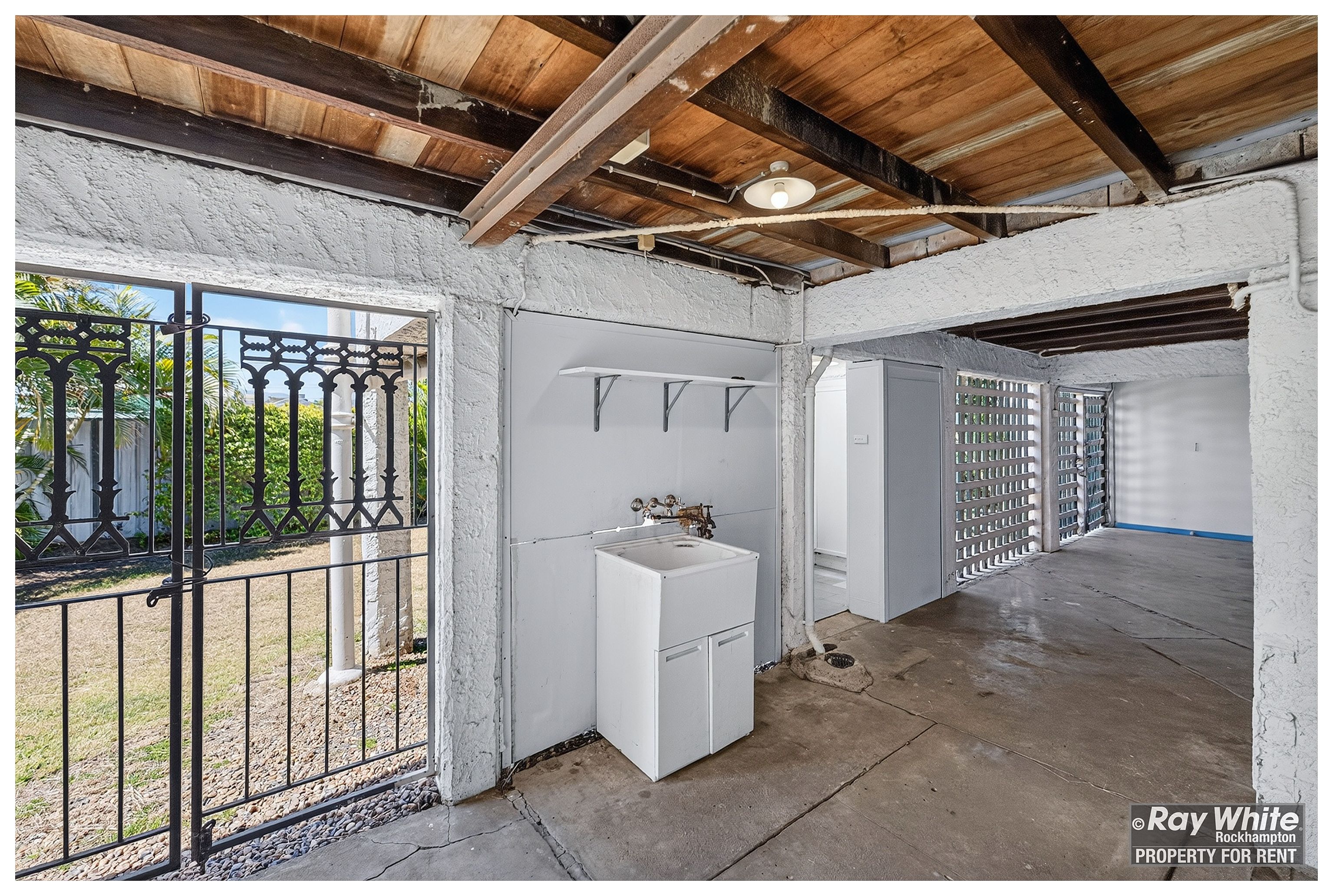 189 Kent Street — photo 23 of 24