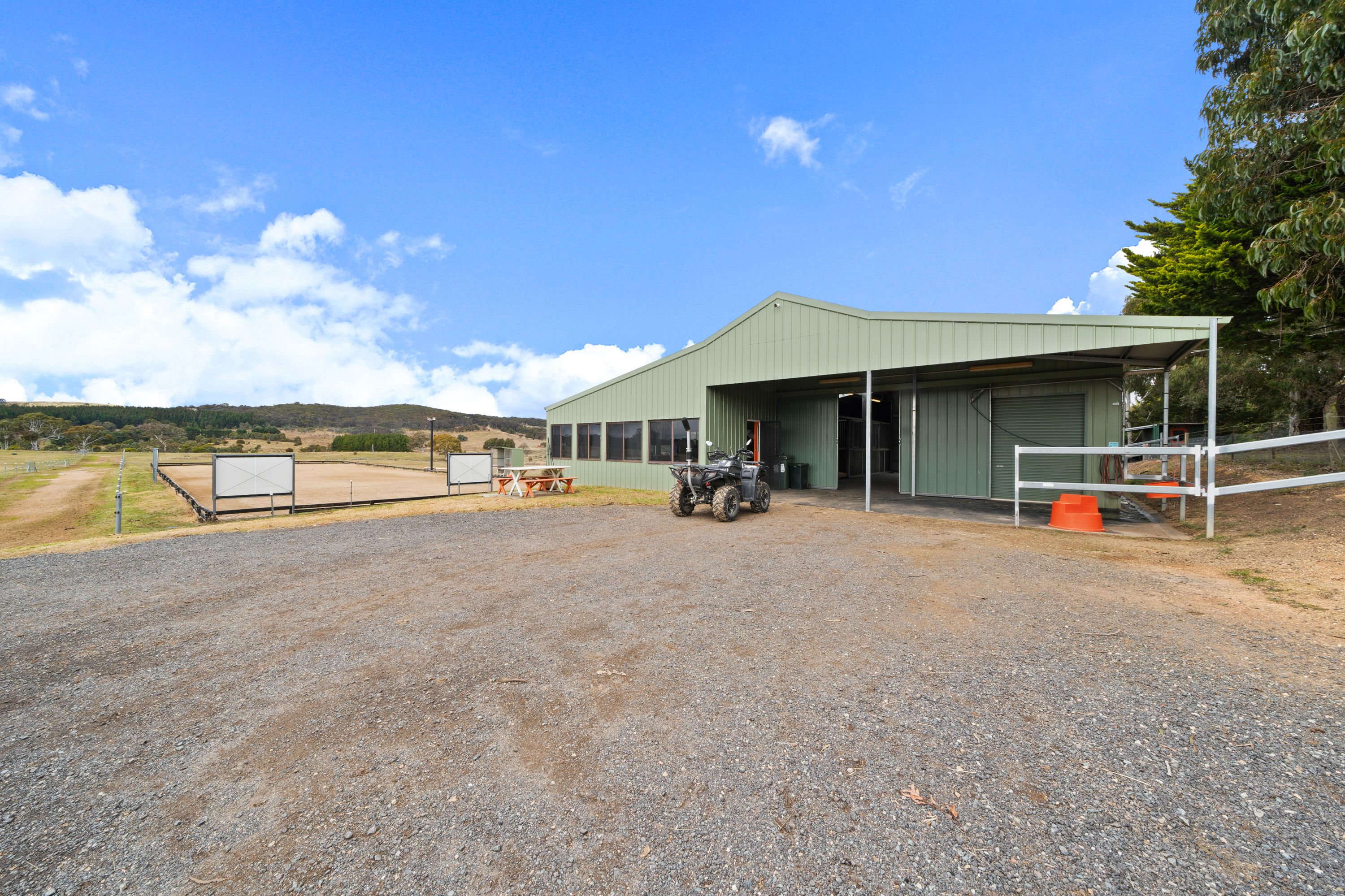 73 Clare Lane, Bungendore, NSW 2621