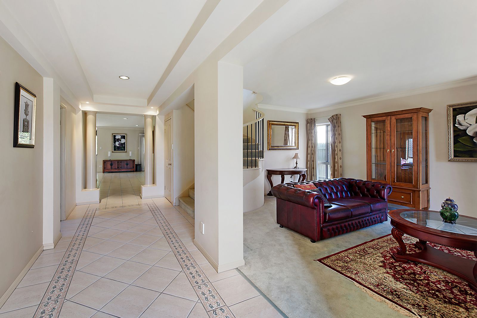 27 Cambridge Place, Wishart, QLD 4122