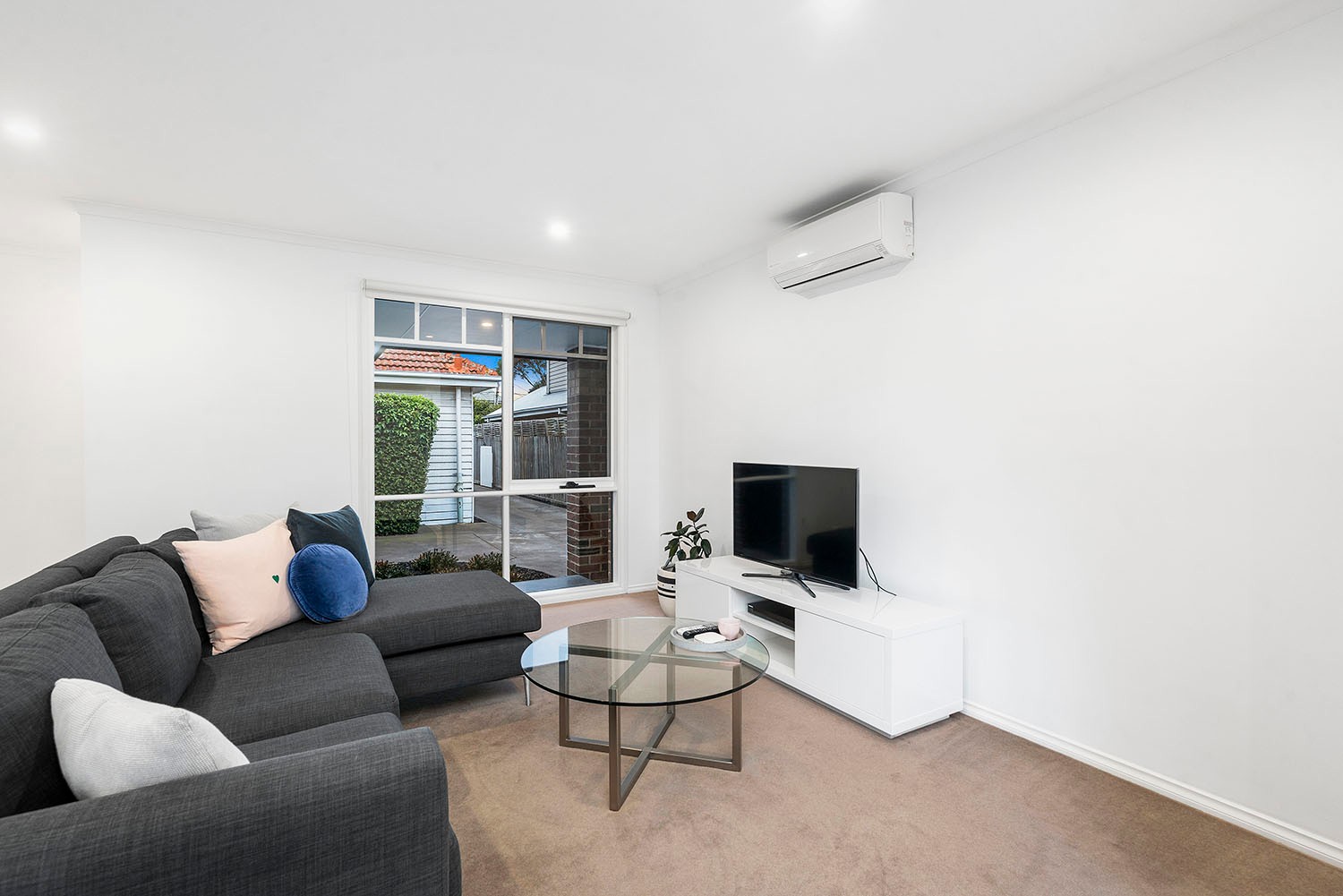 2/6 Parkin Avenue, Cheltenham, VIC 3192