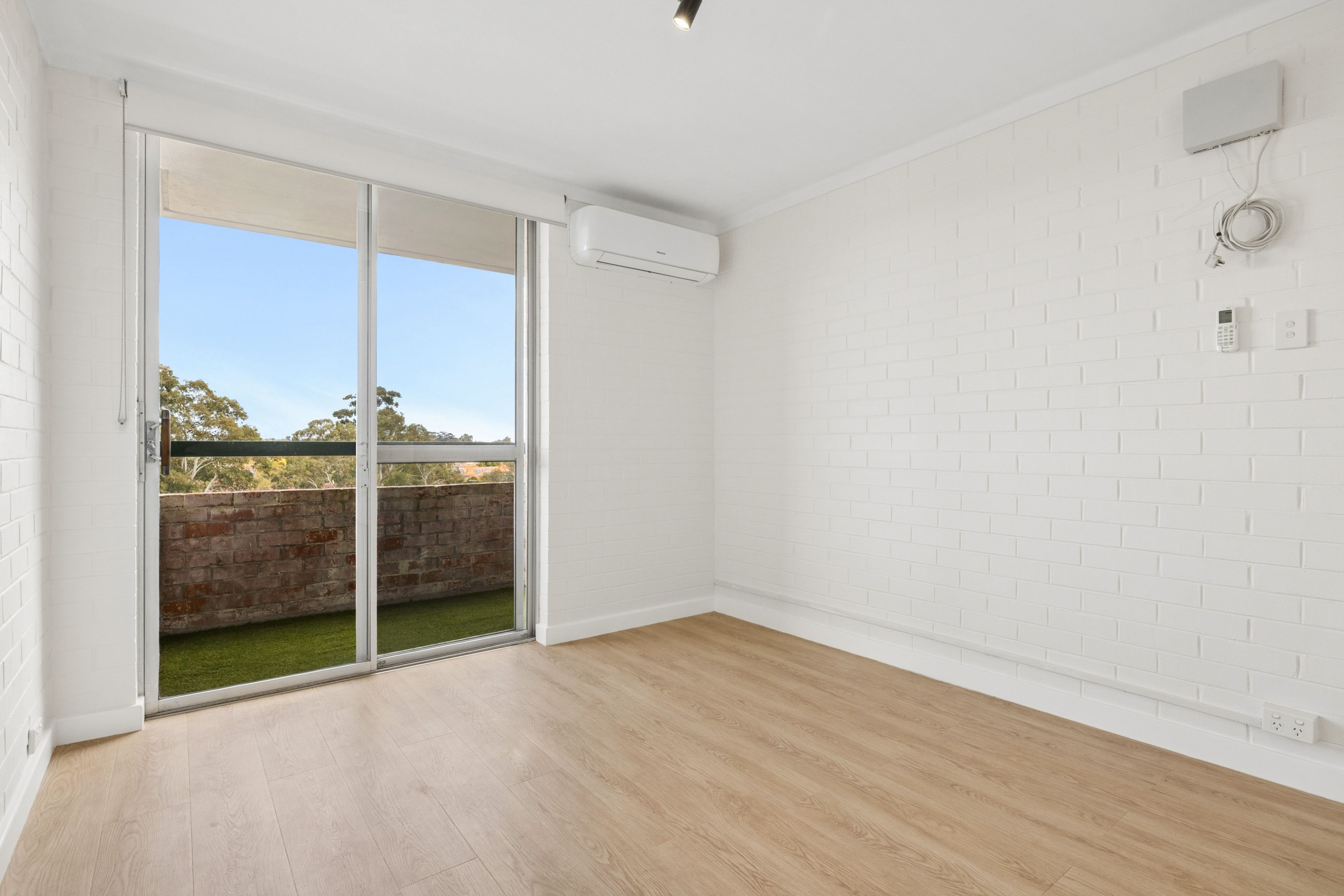 301/69 Leonard Street — photo 10 of 22