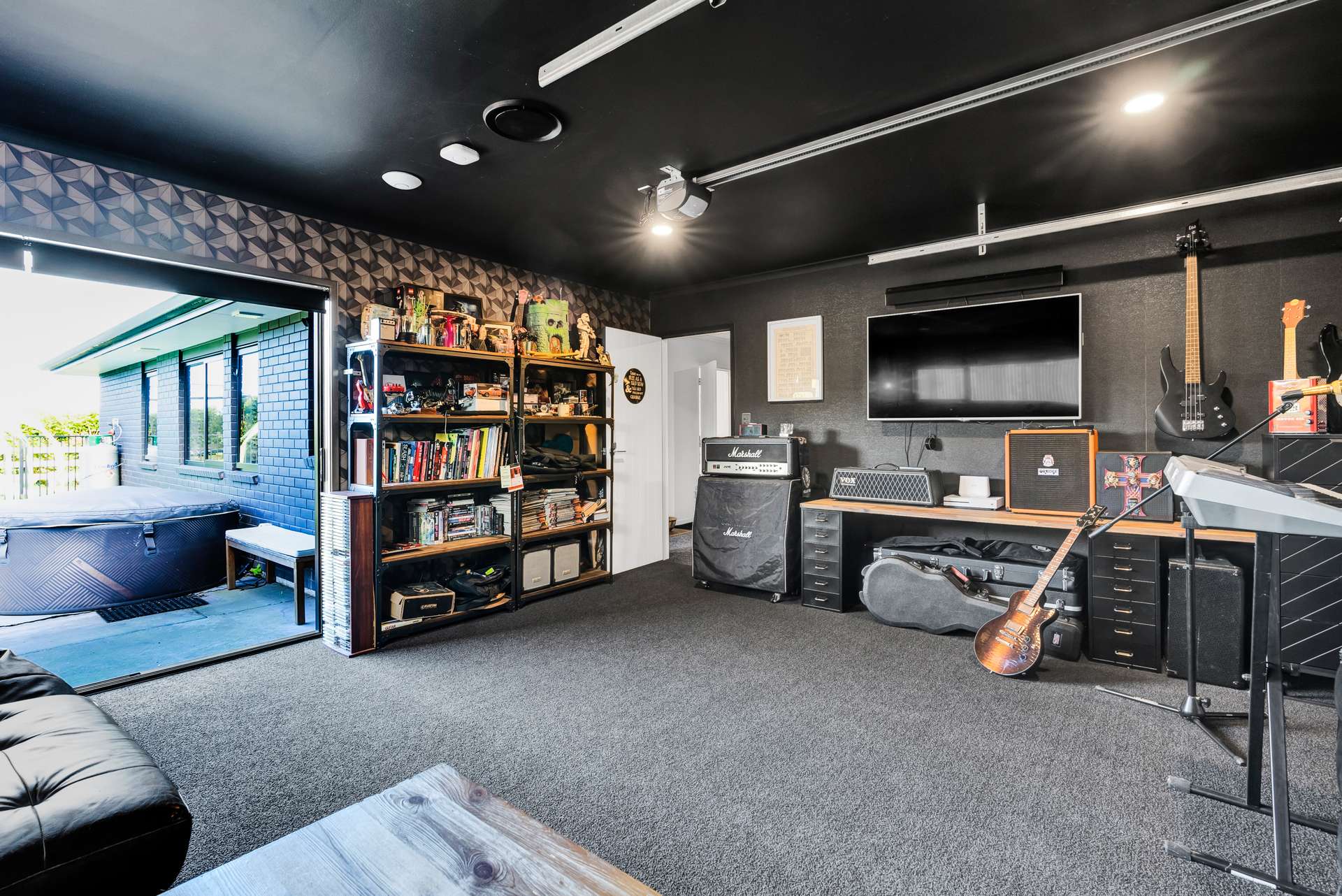 103 King Road photo 24