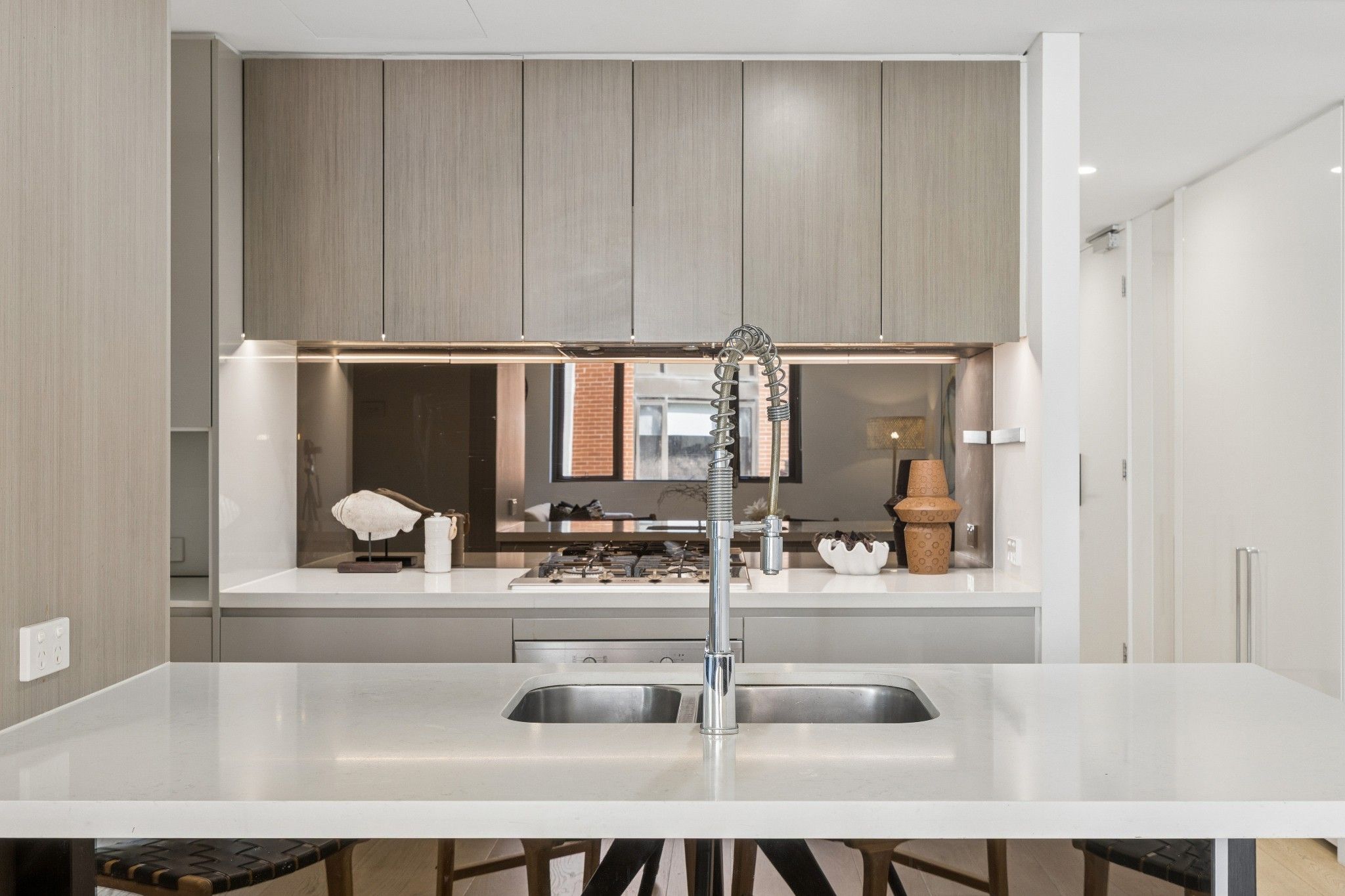 5/9 Victoria Street — photo 4 of 26