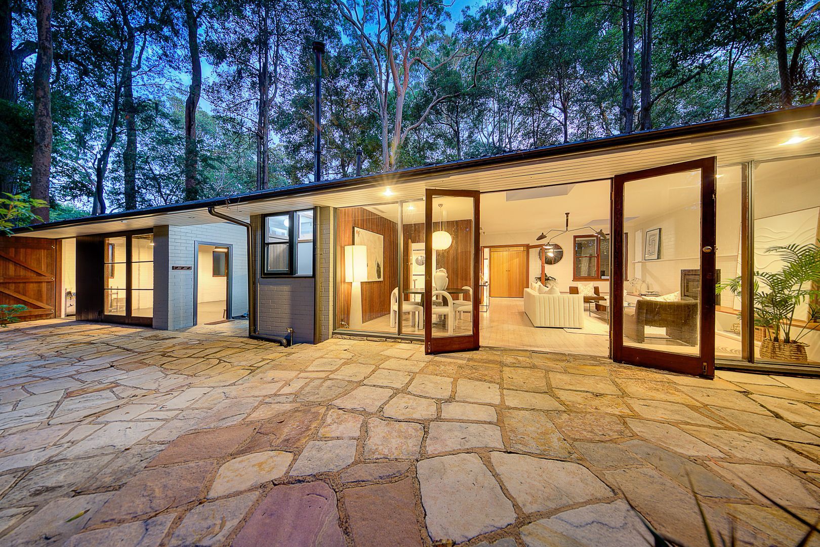 137 Burns Road — photo 10 of 15