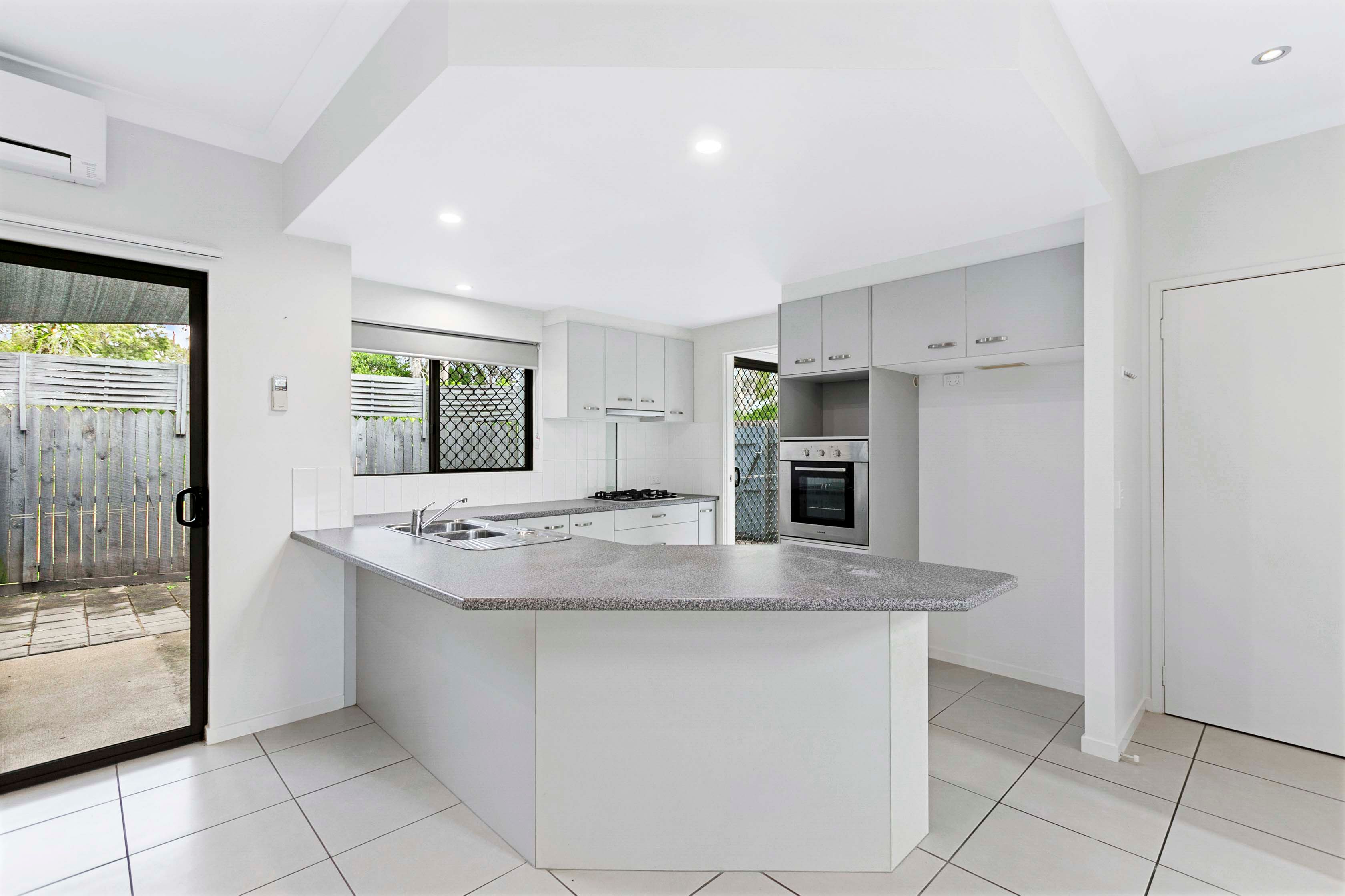4/115 Torquay Road — photo 5 of 21