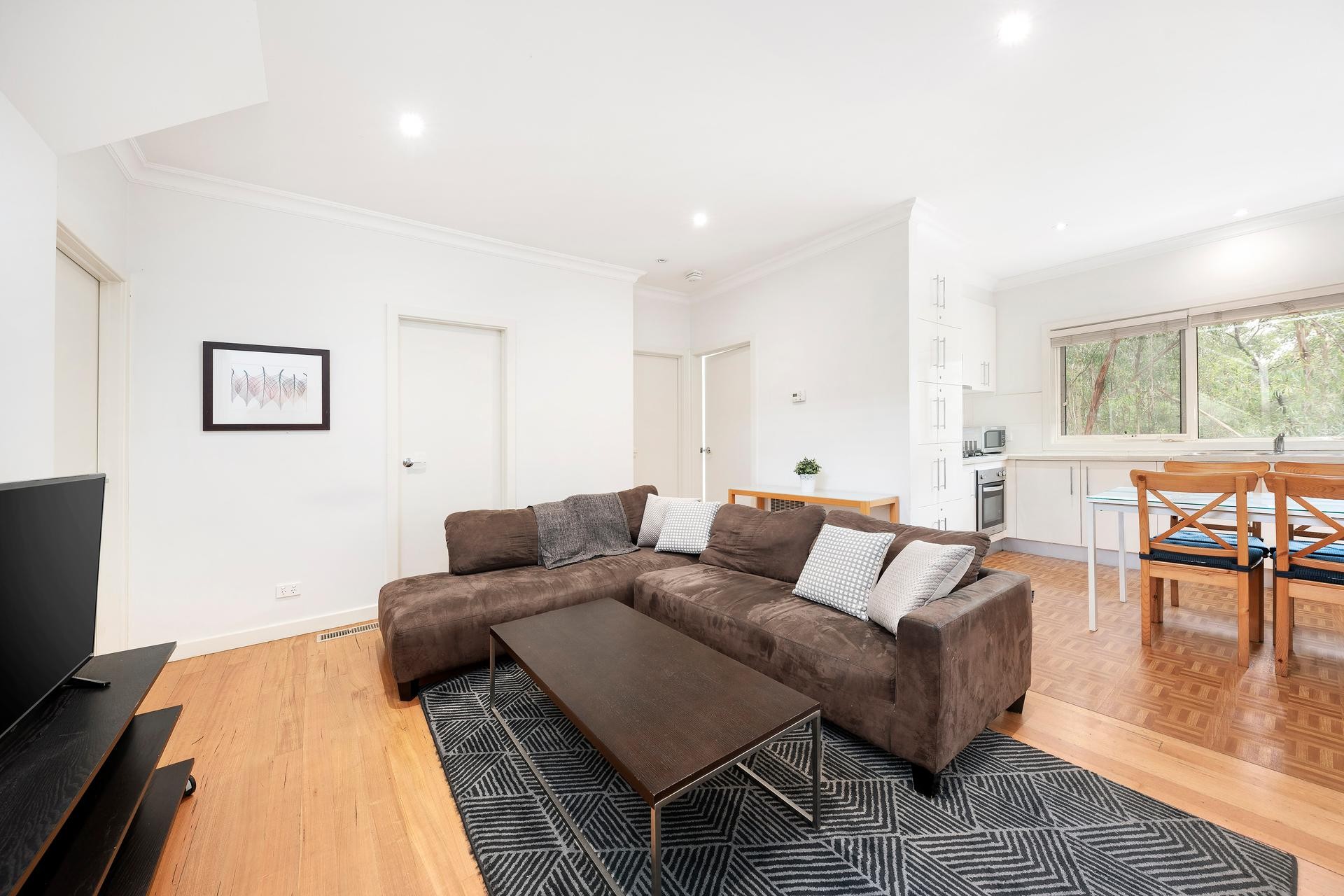 2/60 Glengarry Avenue, Burwood, VIC 3125
