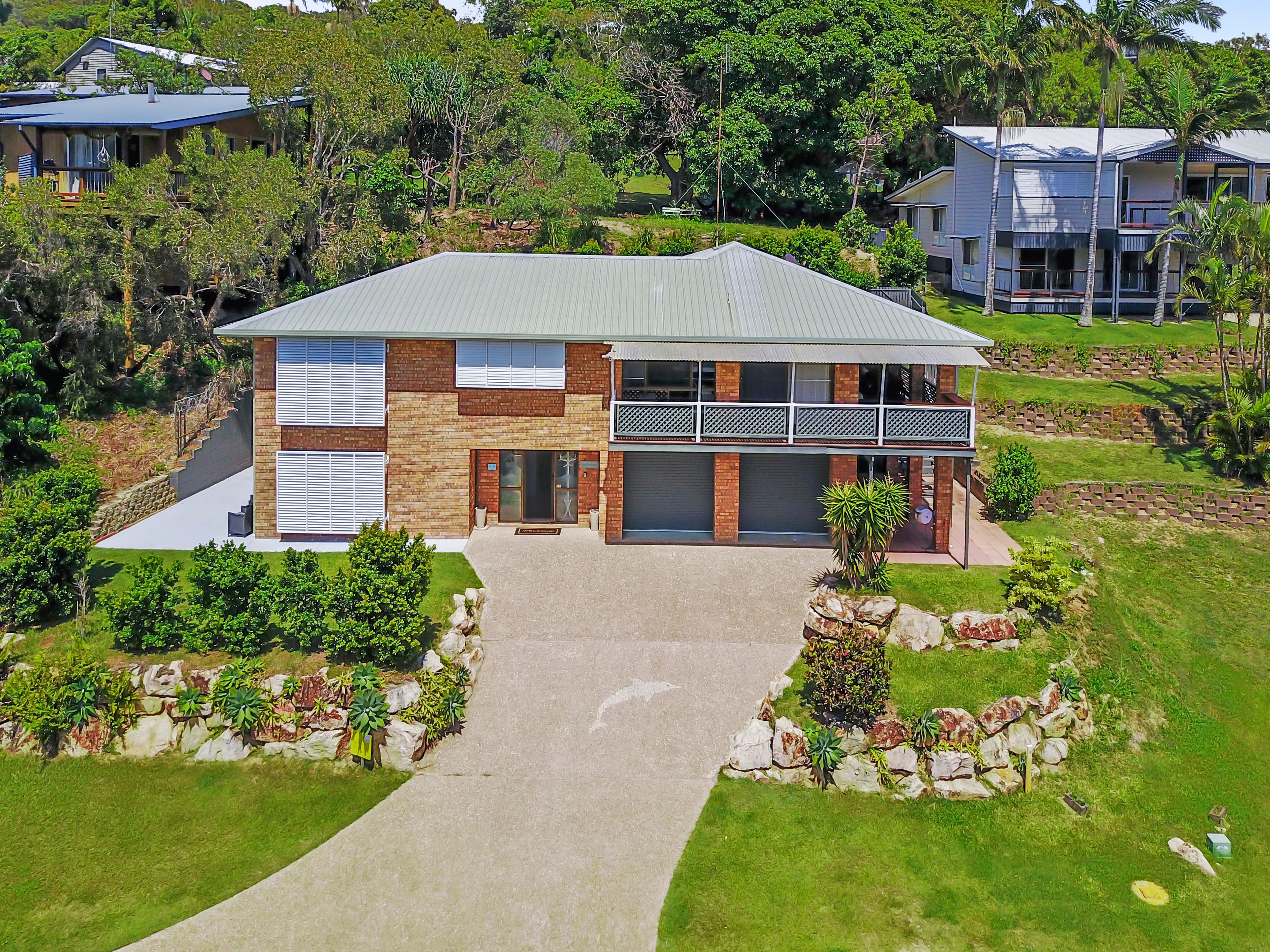 33 George Nothling Drive, Point Lookout QLD 4183