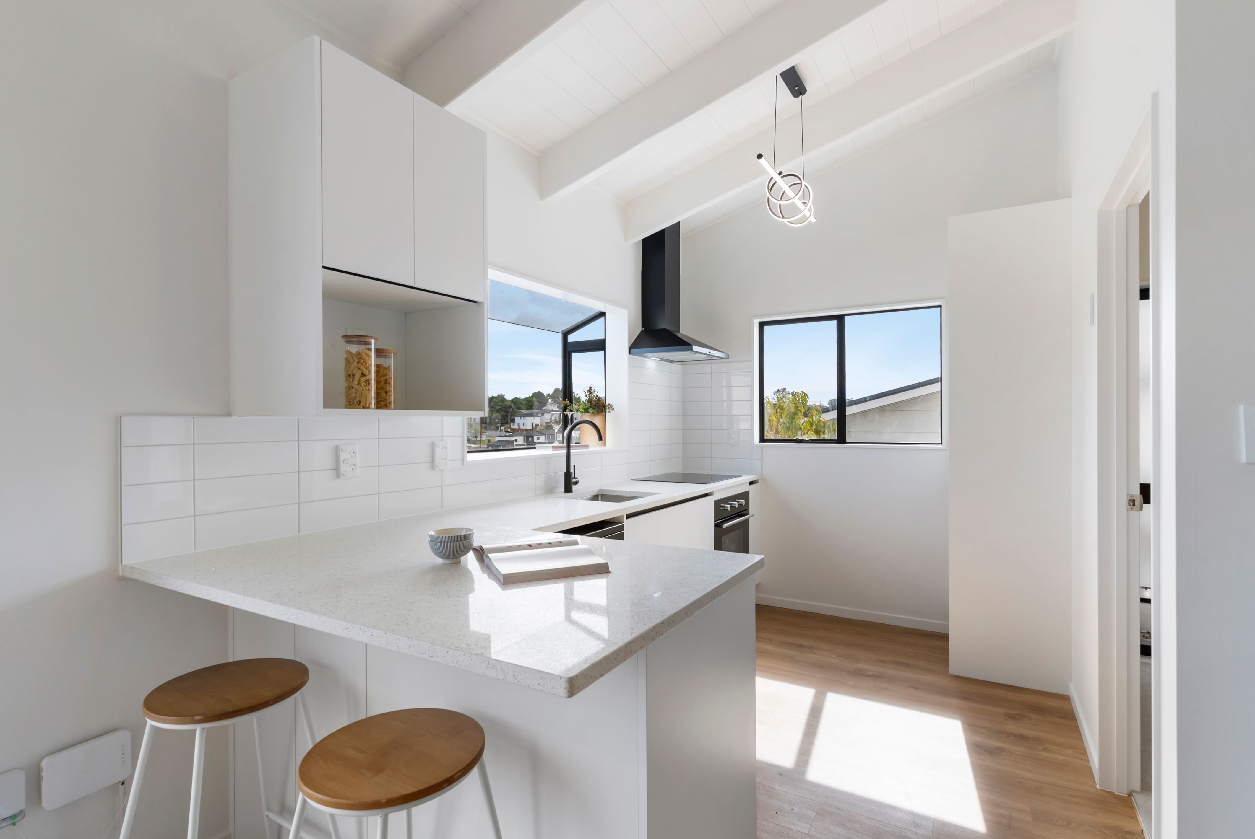 2/19 Romulus Place, Totara Vale, North Shore City