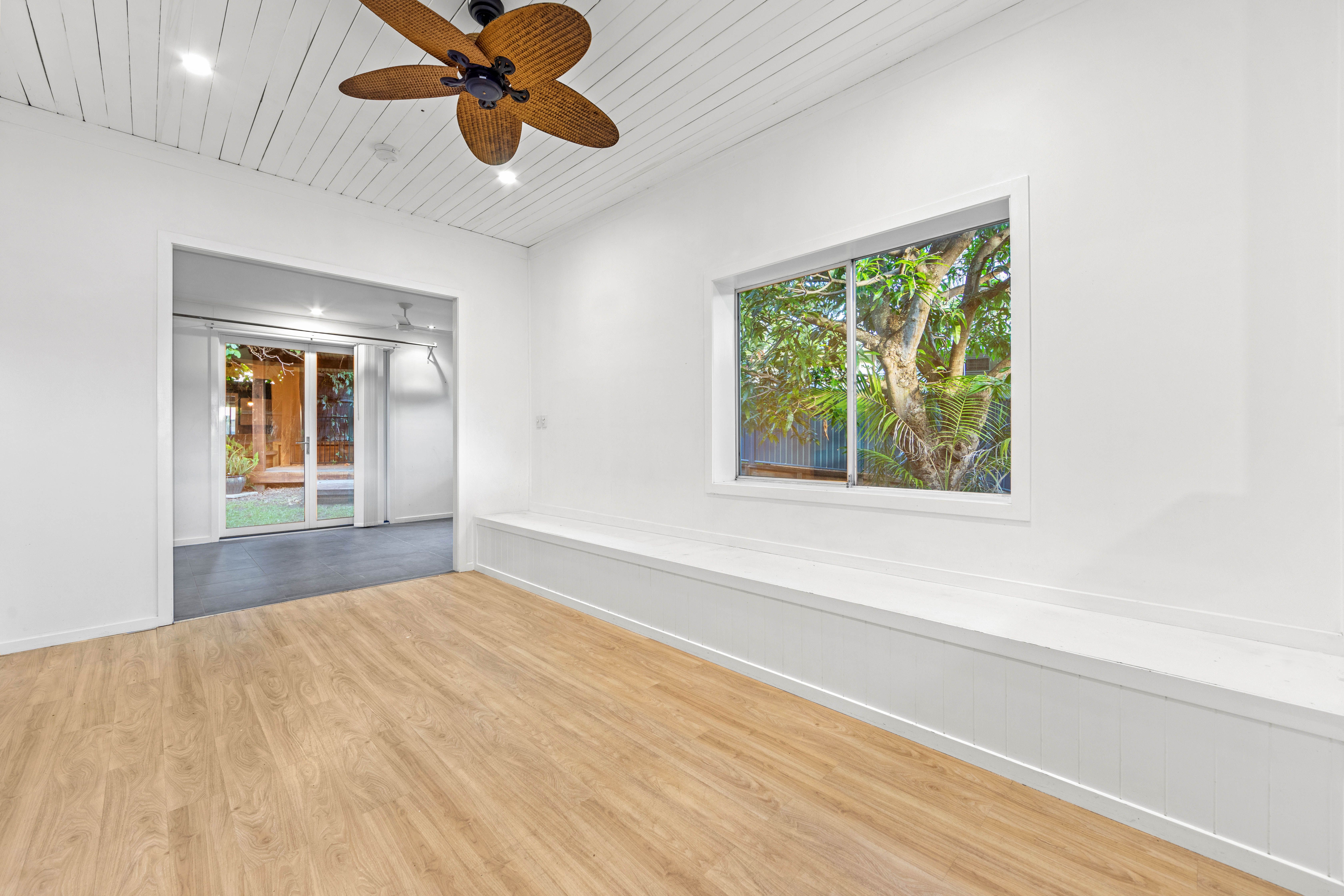 54 Tabilban Street, Burleigh Heads, QLD 4220