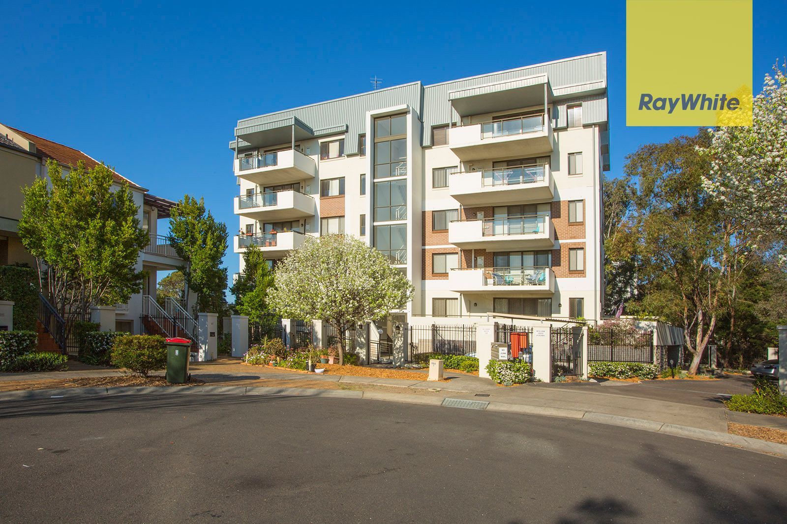 203/10 Refractory Court, Holroyd, NSW 2142