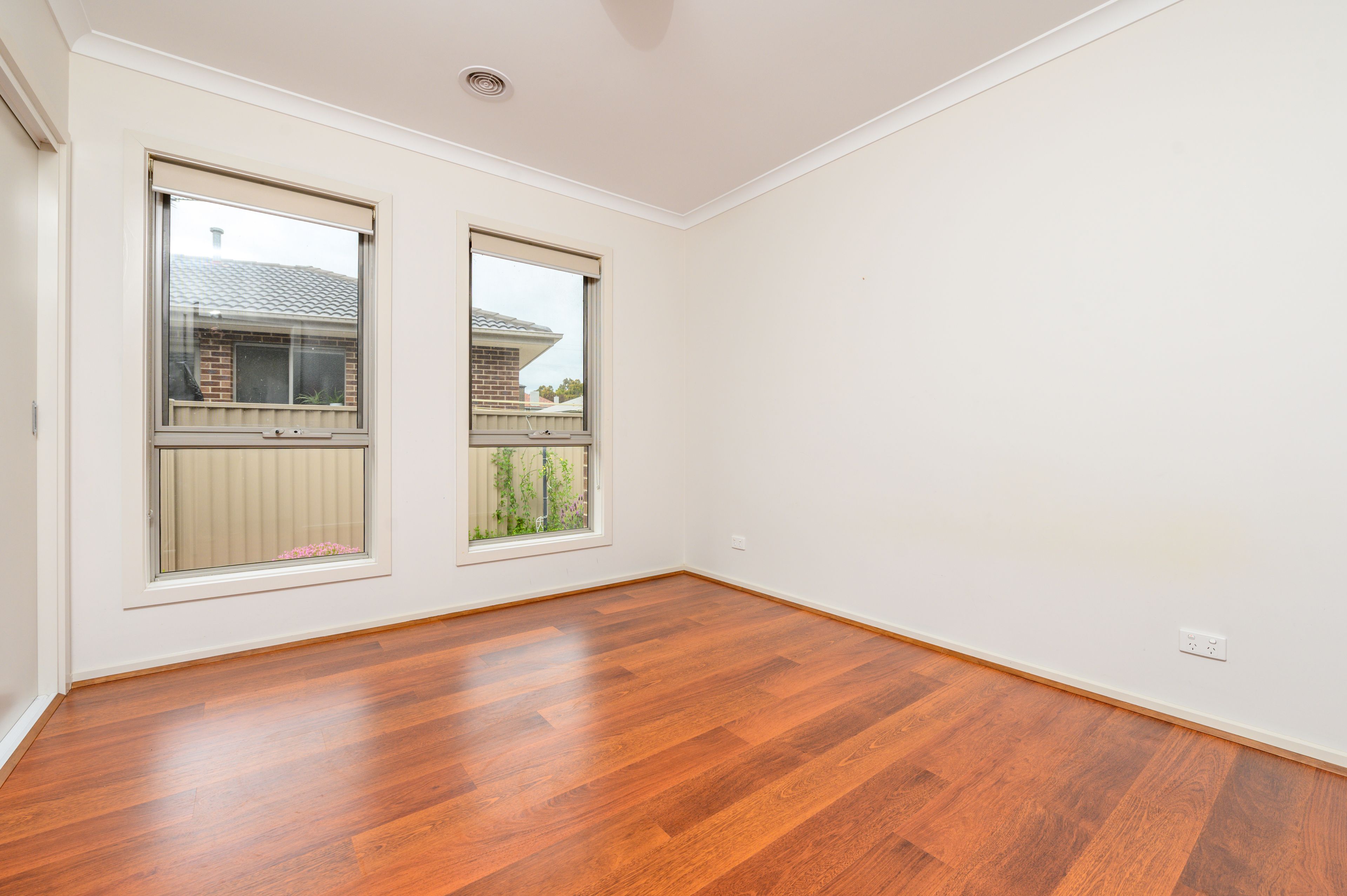 2/27 Recreation Road, Mount Clear, VIC 3350