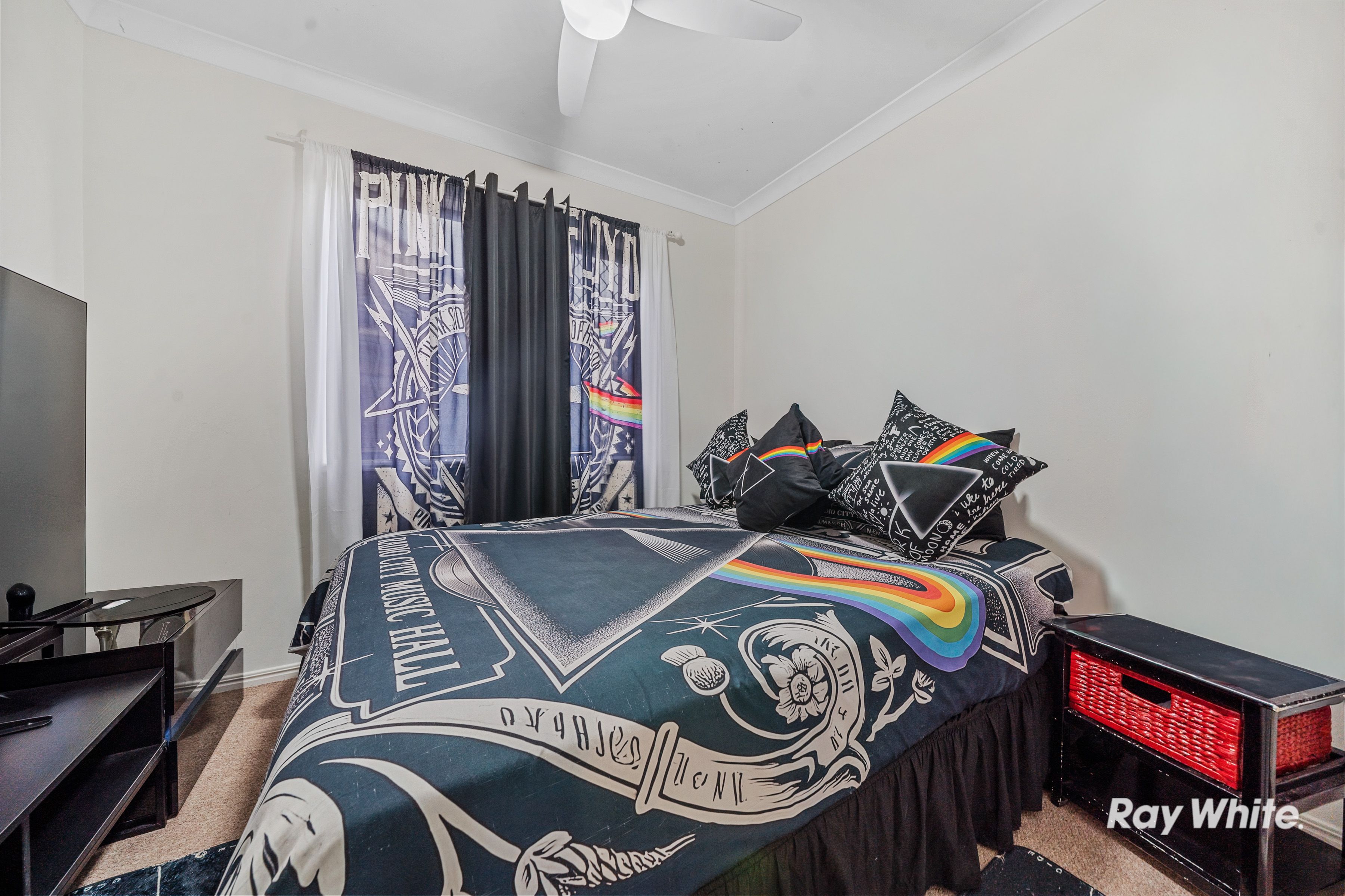 13 Jobson Place — photo 6 of 20