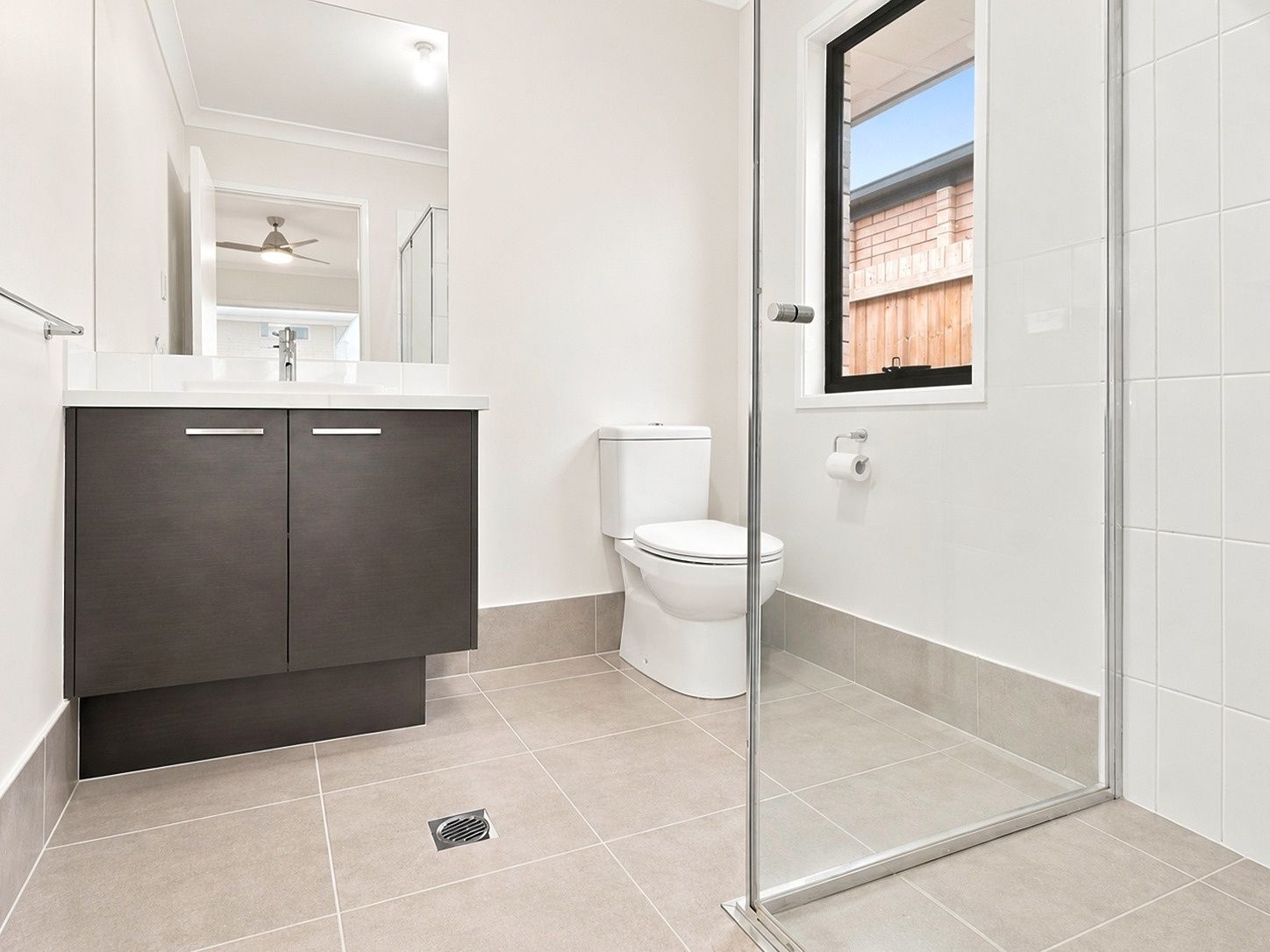 19 Hillside Street — photo 10 of 17