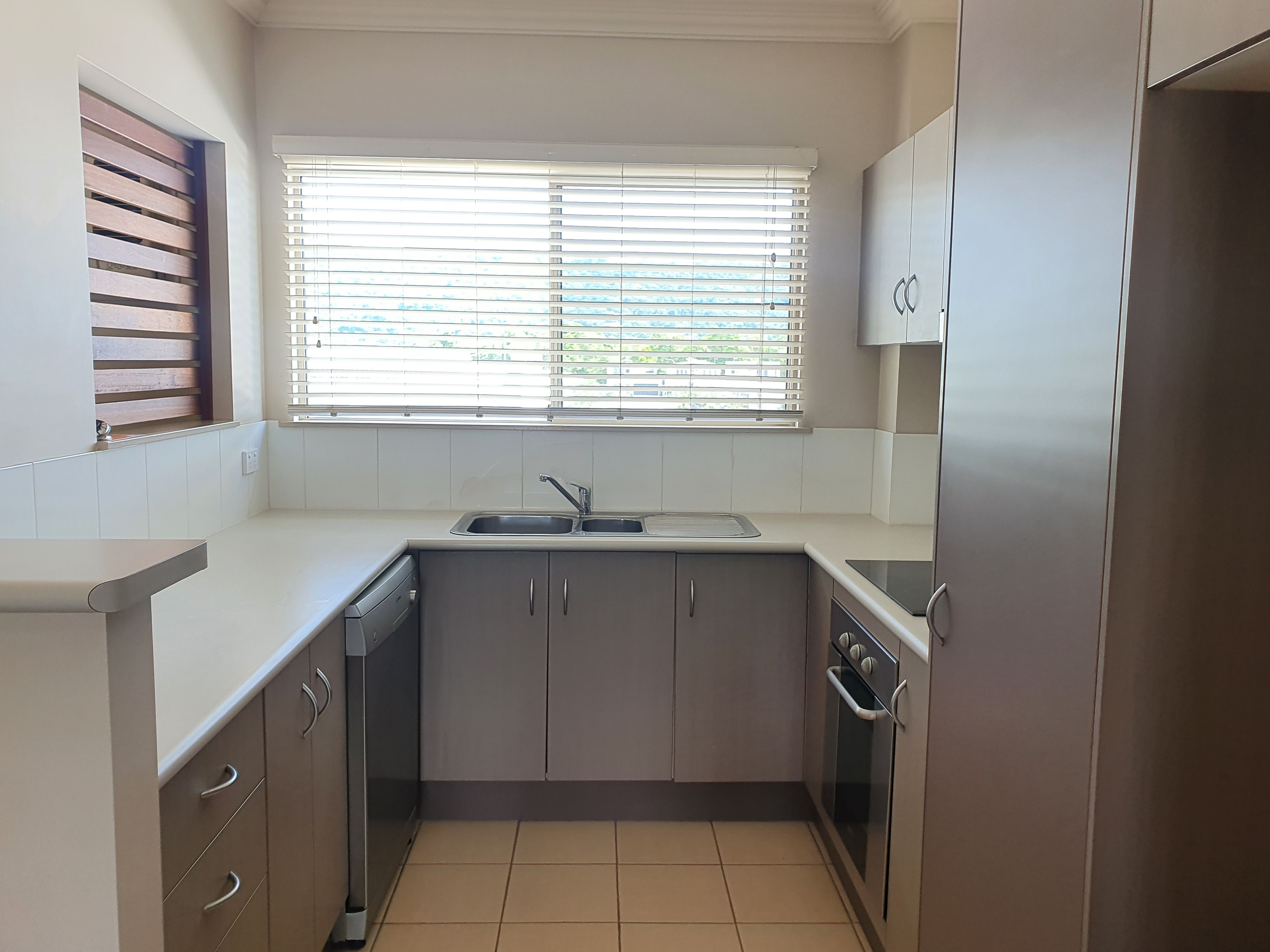 114/1-2 Maytown Close, Manoora, QLD 4870