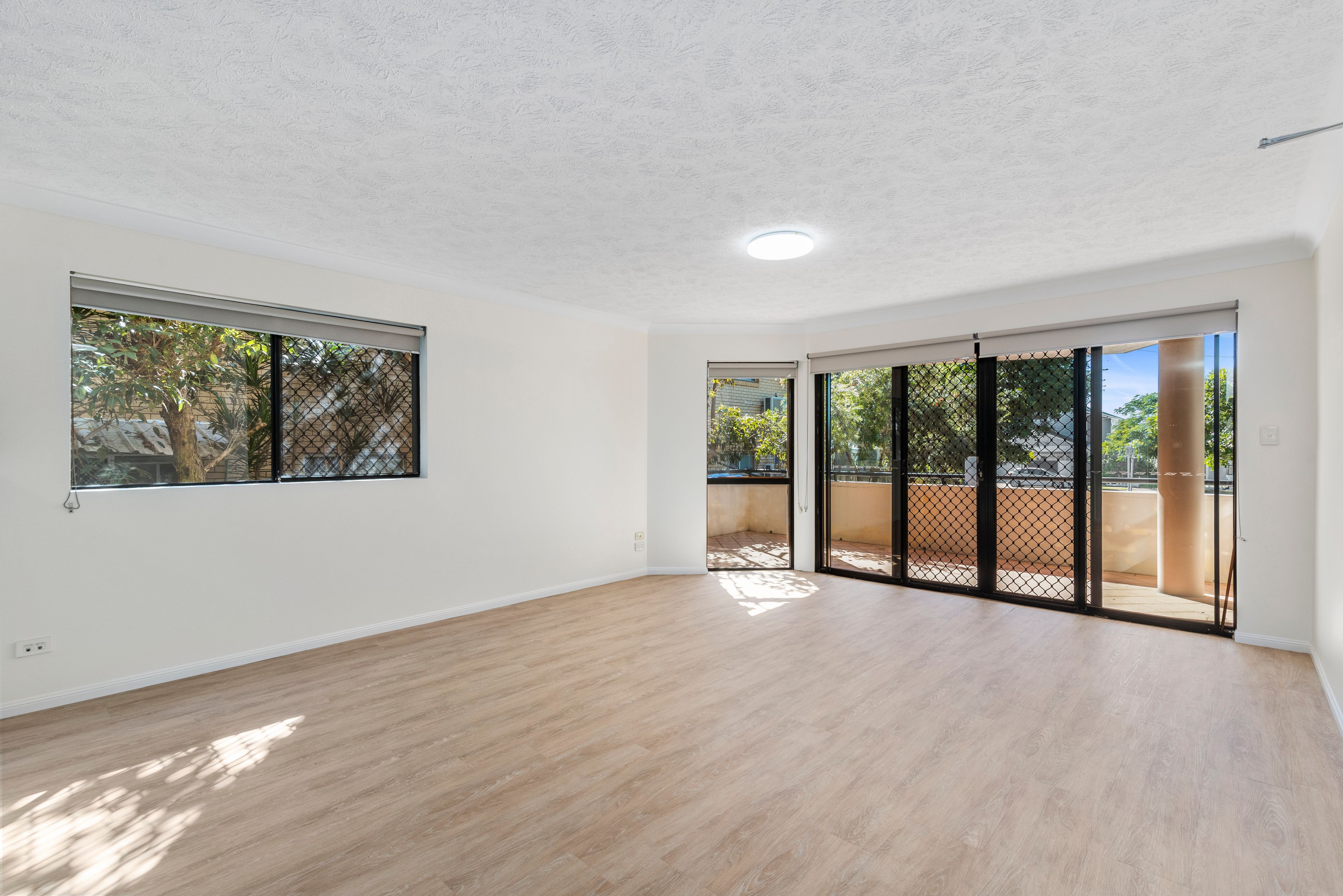 4/1266 Gold Coast Highway — photo from Ray White Tugun