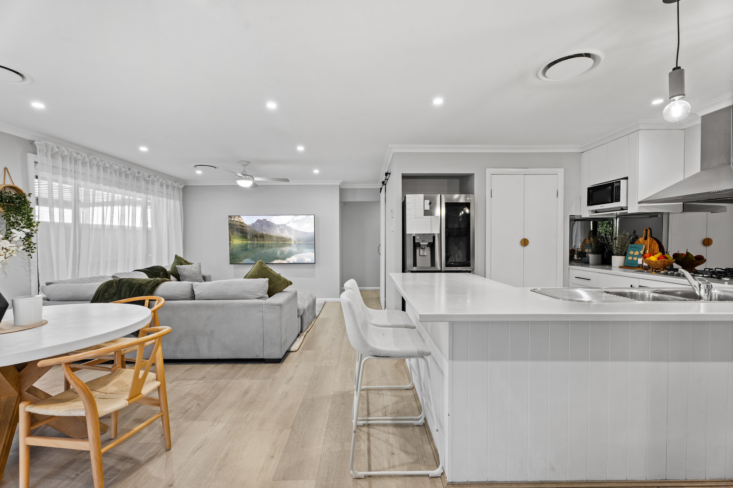 16 Lakeview Drive, Cranebrook, NSW 2749