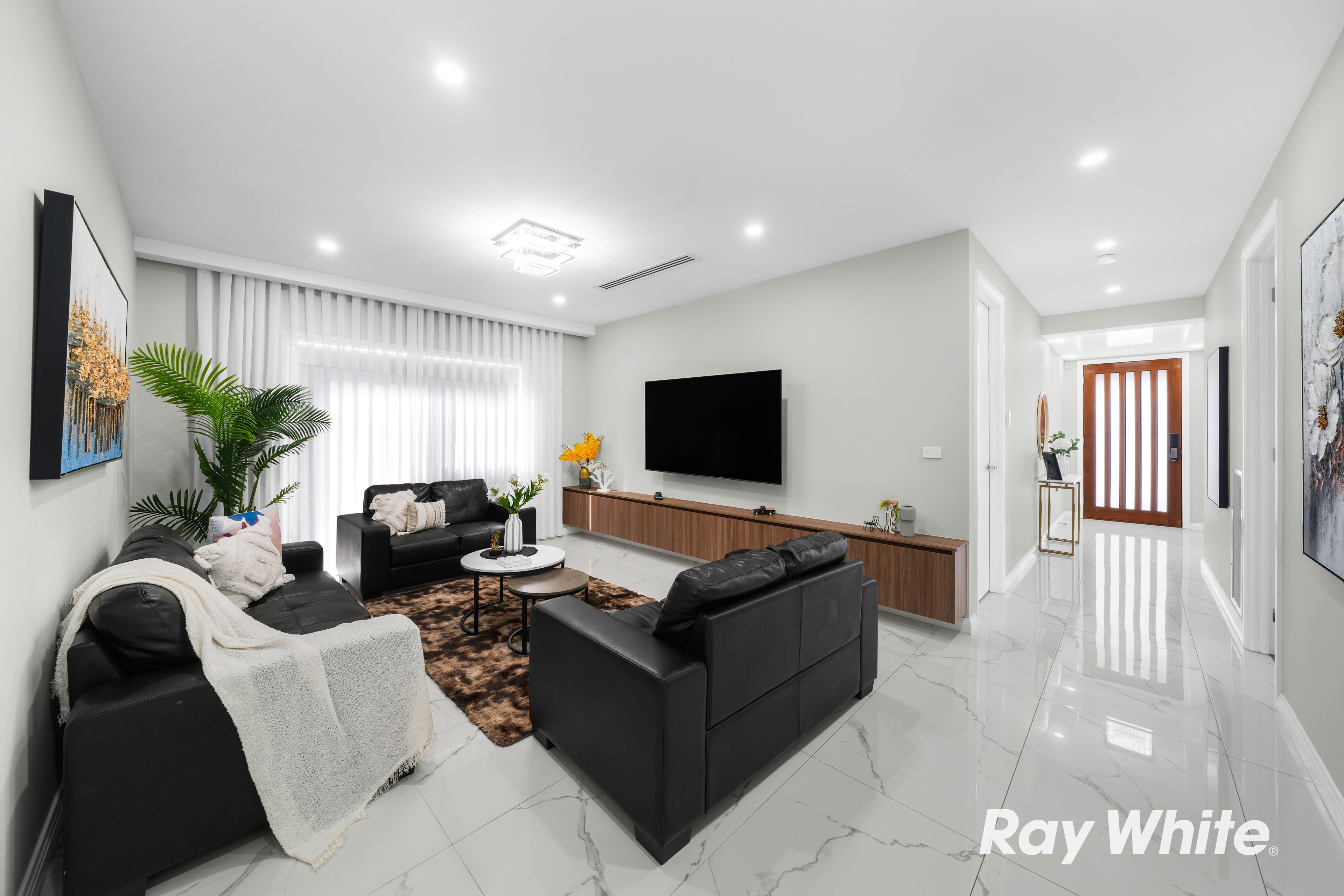 21 Haystack Drive — photo 3 of 23
