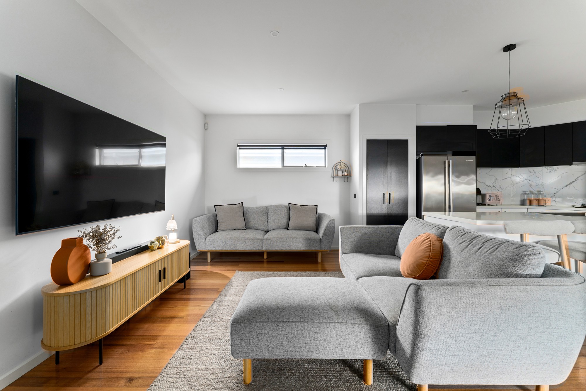 1/43 Eames Avenue, Brooklyn, VIC 3012