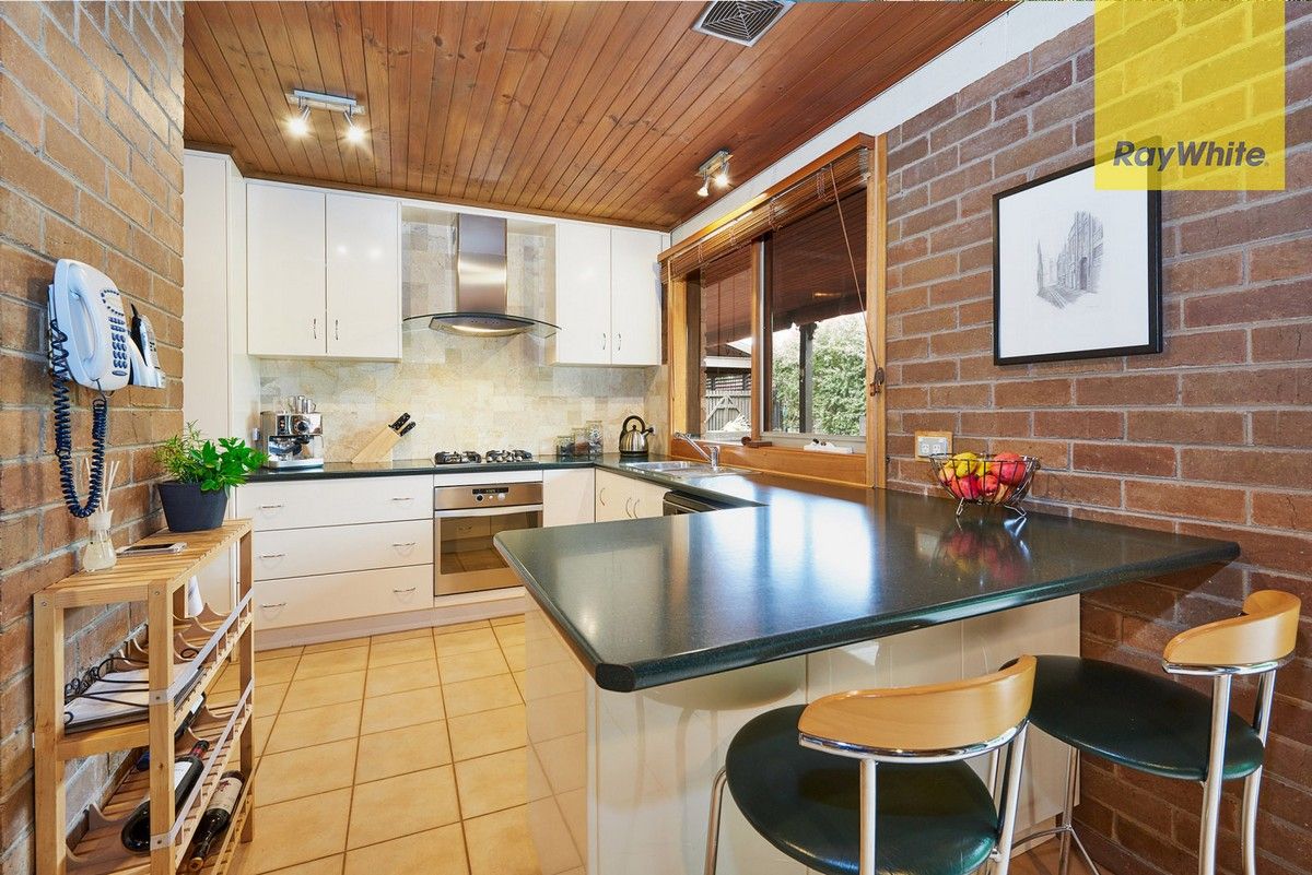 11 Beckenham Drive — photo 7 of 9