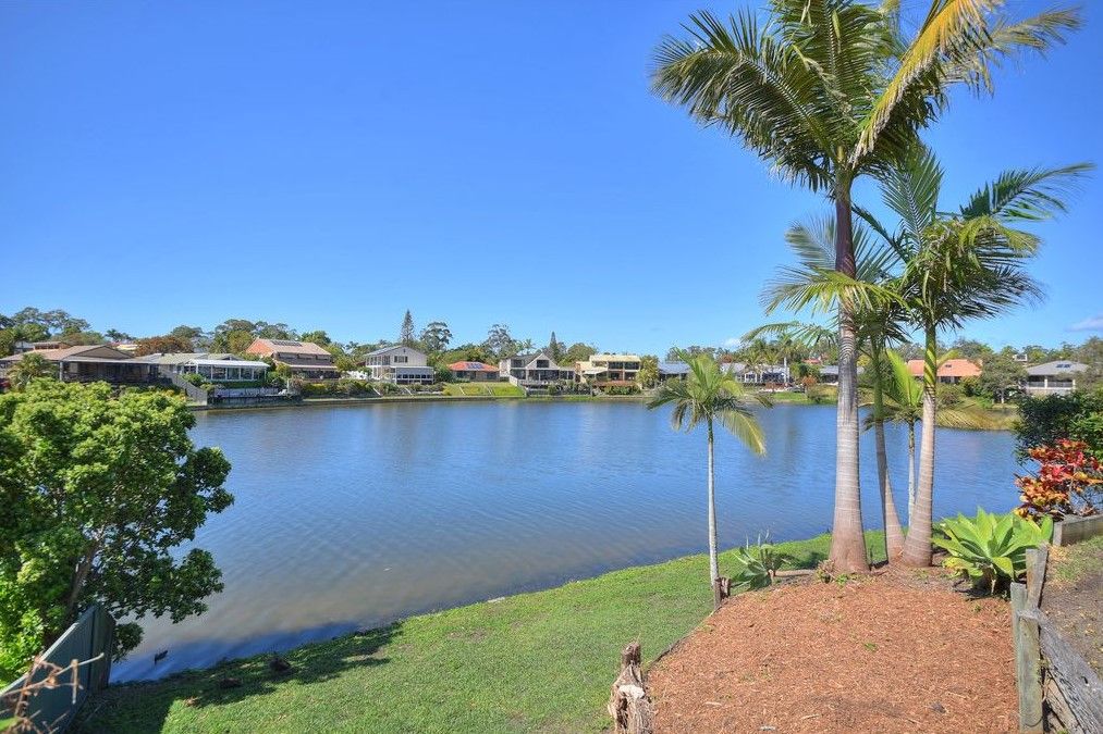 39 Pinnacle Court, Robina, QLD 4226