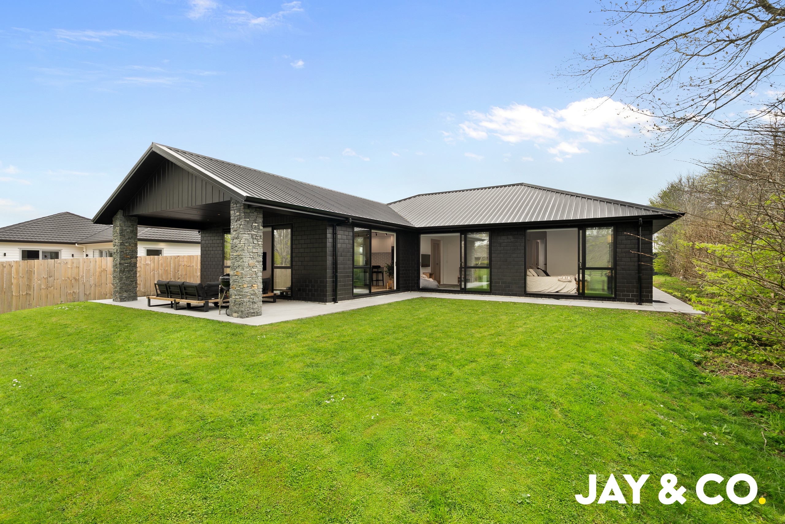 6 Munro Oak Lane, Clevedon, Manukau City