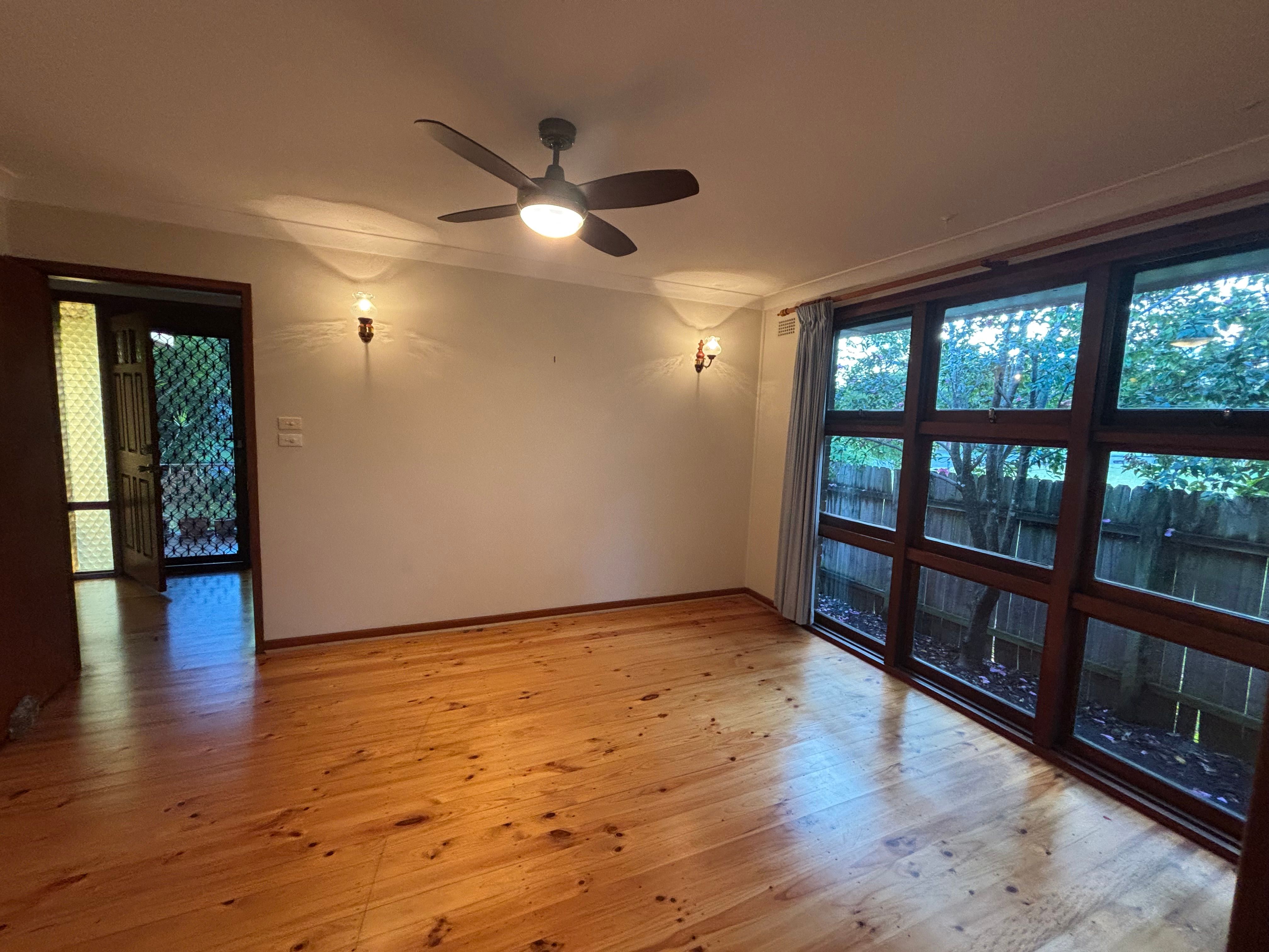 45 Sampson Crescent, Bomaderry, NSW 2541