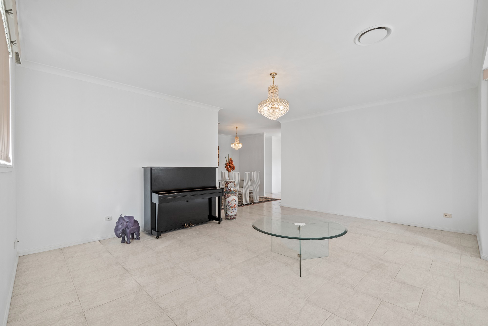 19 Yellow Gum Close, Glenmore Park, NSW 2745