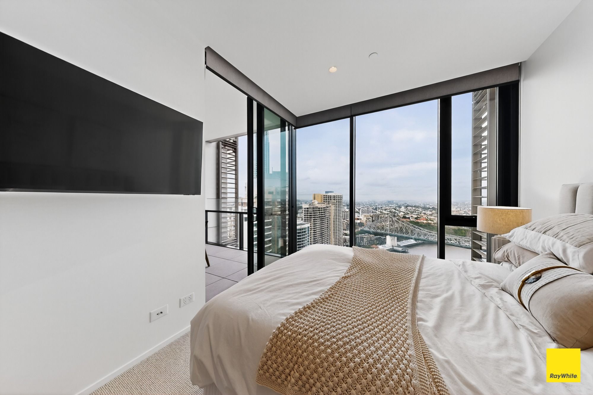 2803/443 Queen Street — photo 7 of 15