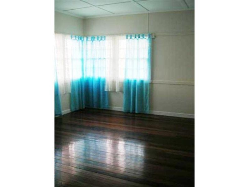 10 Berpi Street, Stafford, QLD 4053