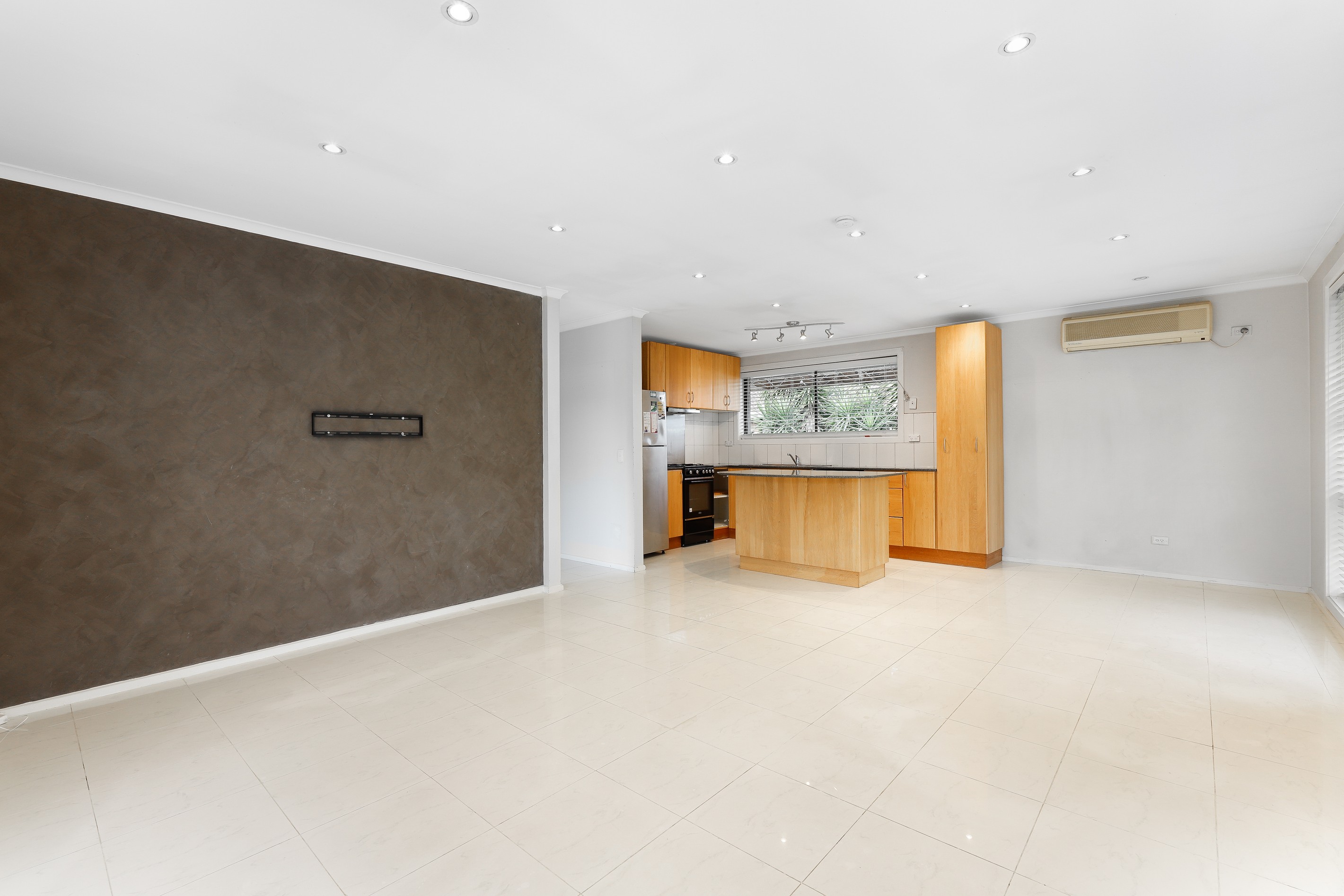 1/49 Kingston Road, Heatherton, VIC 3202