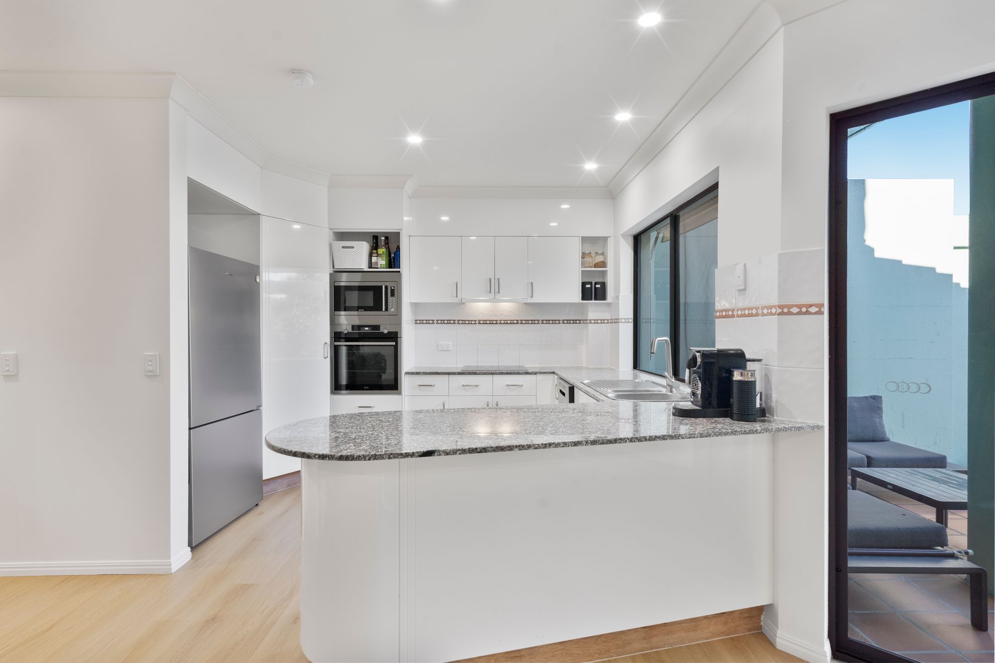 133/125 Santa Cruz Boulevard, Clear Island Waters, QLD 4226