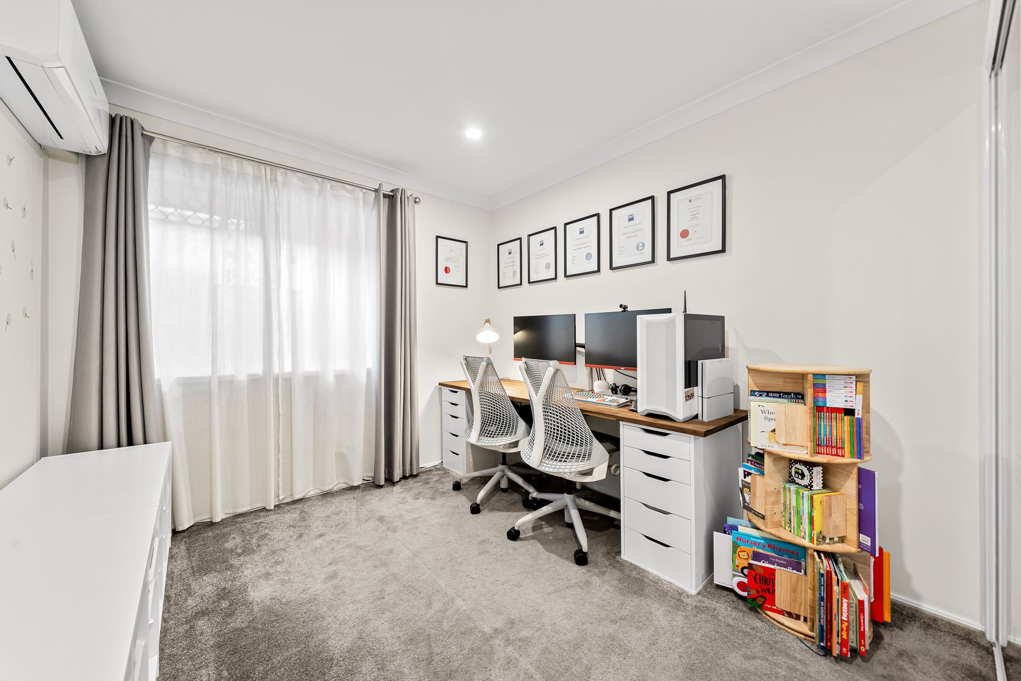 27/30 Lindeman Place — photo 9 of 23