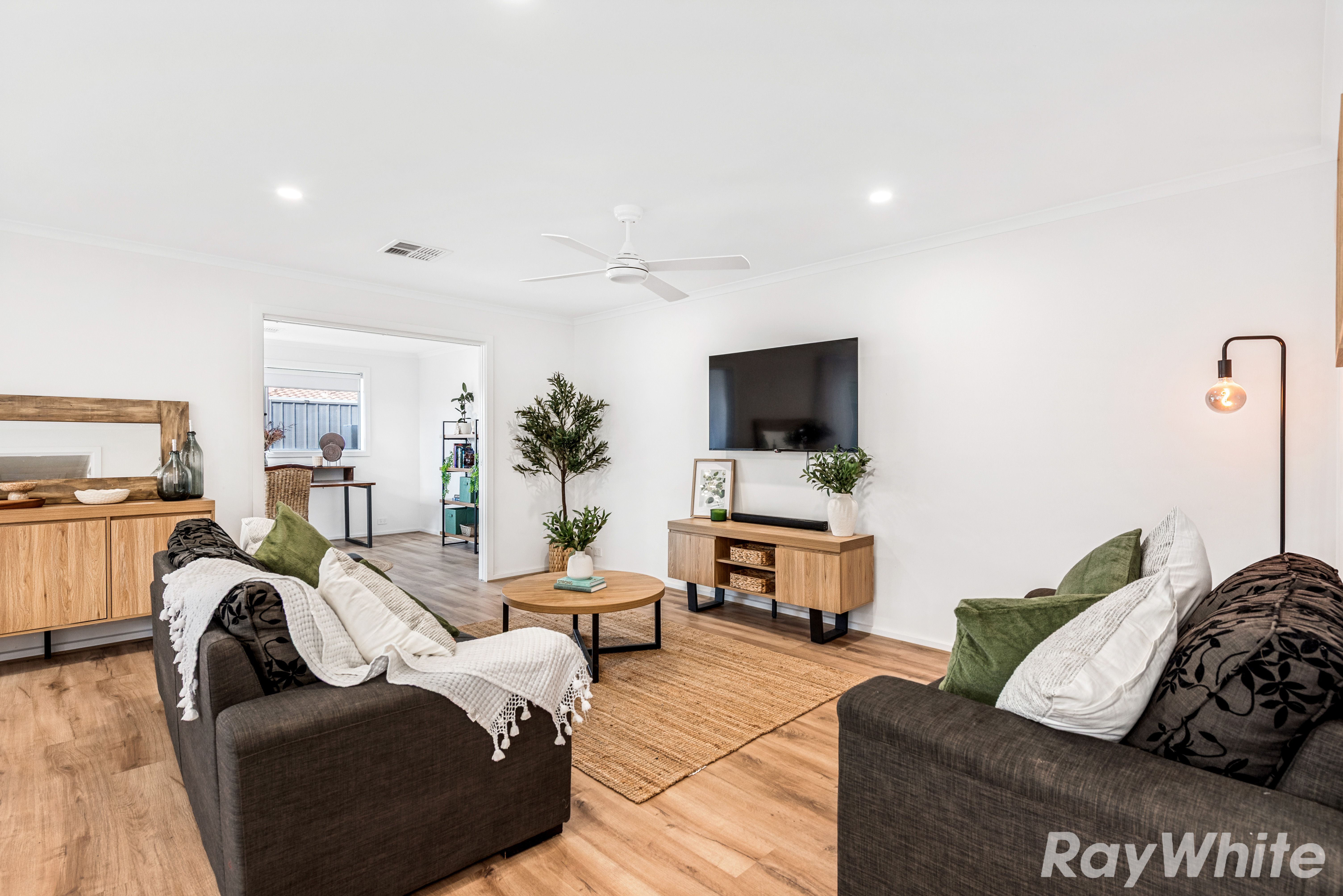10 Hastings Street — photo 16 of 30